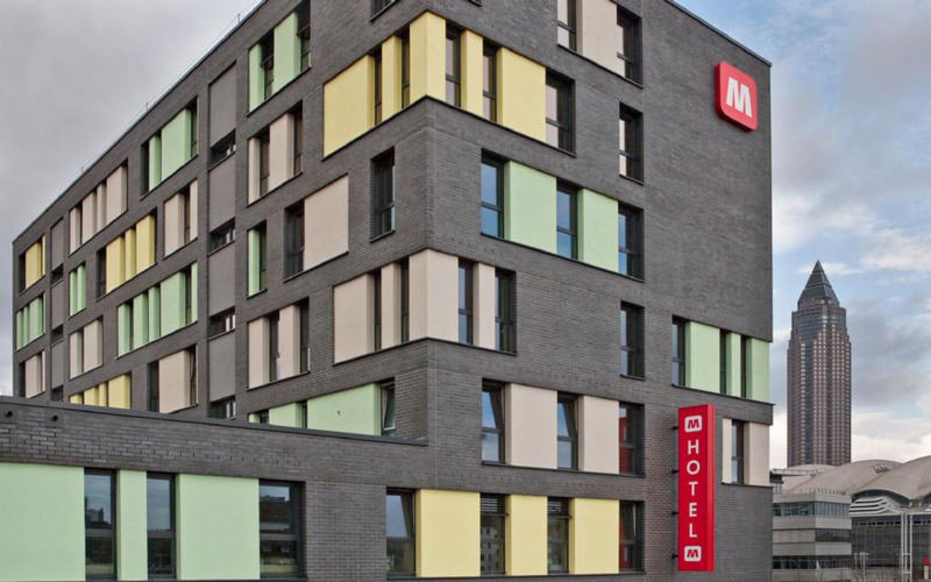 هتل منینگر فرانکفورت / مین مسه (MEININGER Hotel Frankfurt/Main Messe)