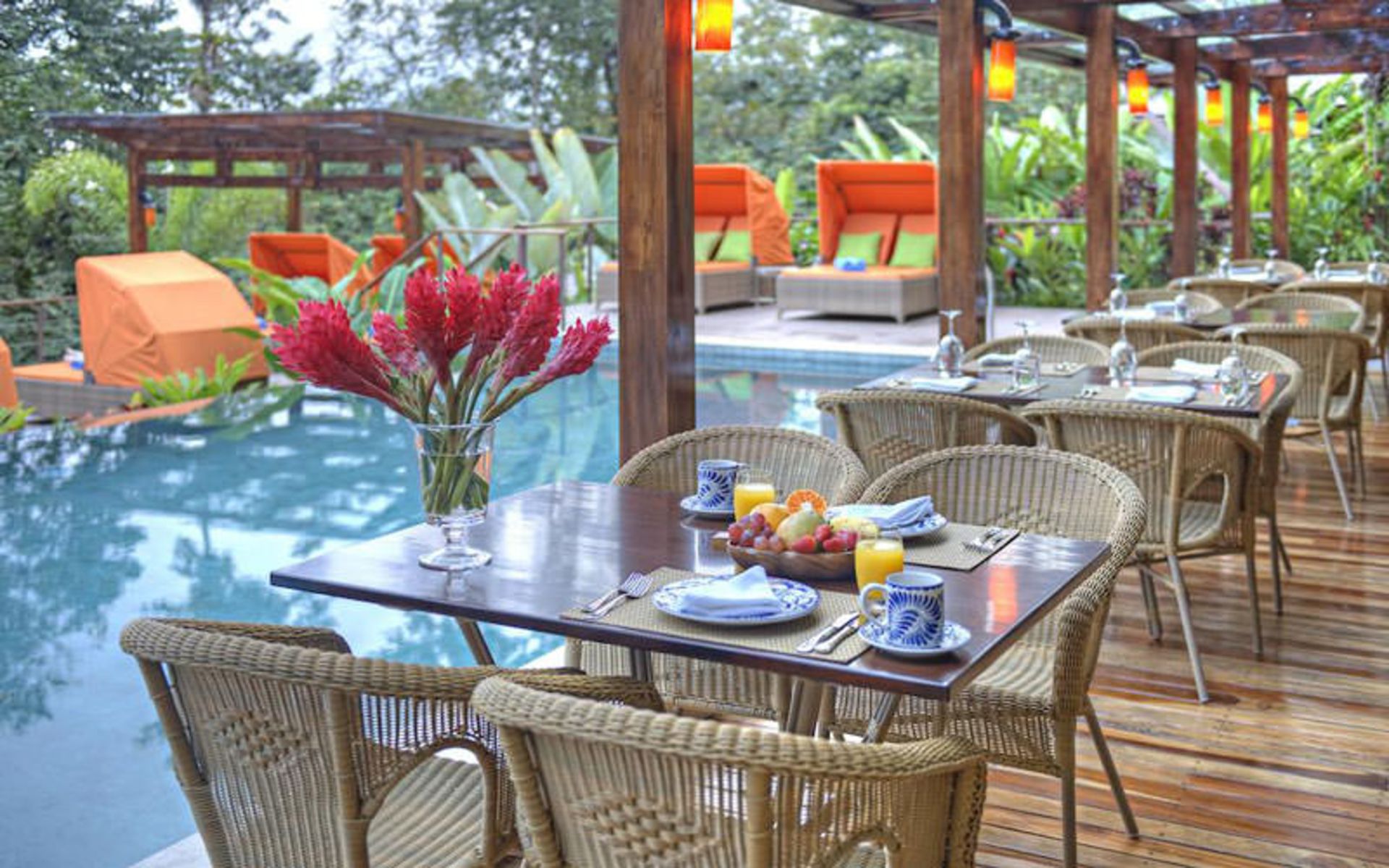 هتل نایارا اسپرینگز (Nayara Springs) – کاستاریکا