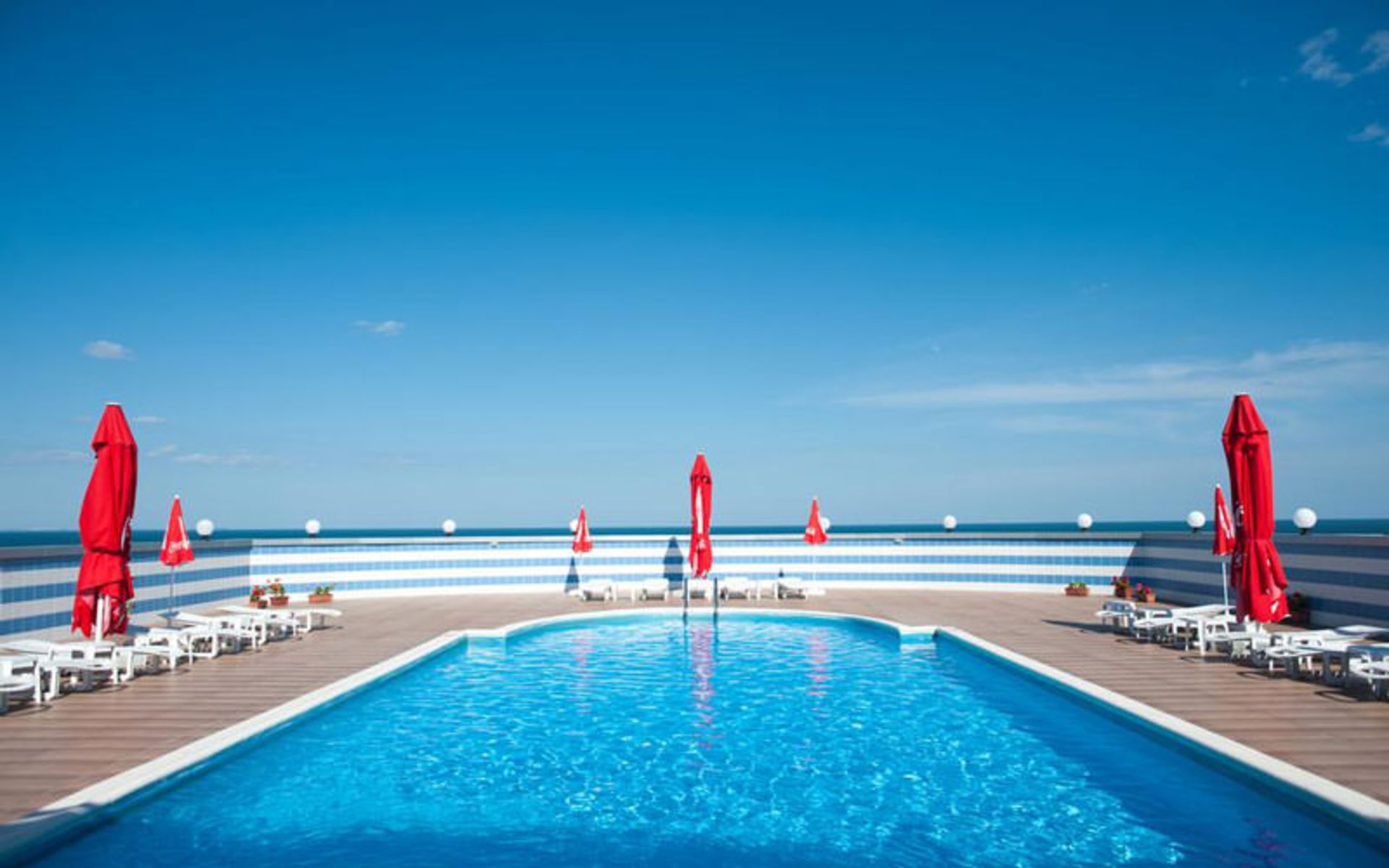 هتل لیلیا (Hotel Lilia)