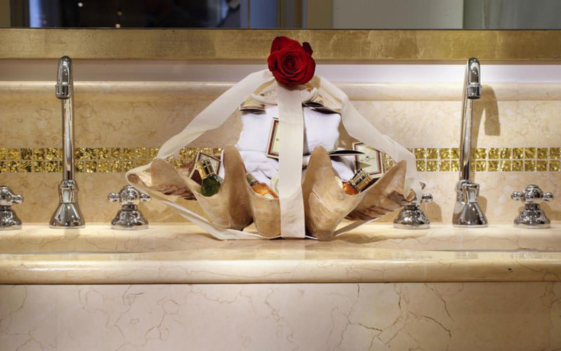 هتل آلا کُمِدیا (Hotel A La Commedia)