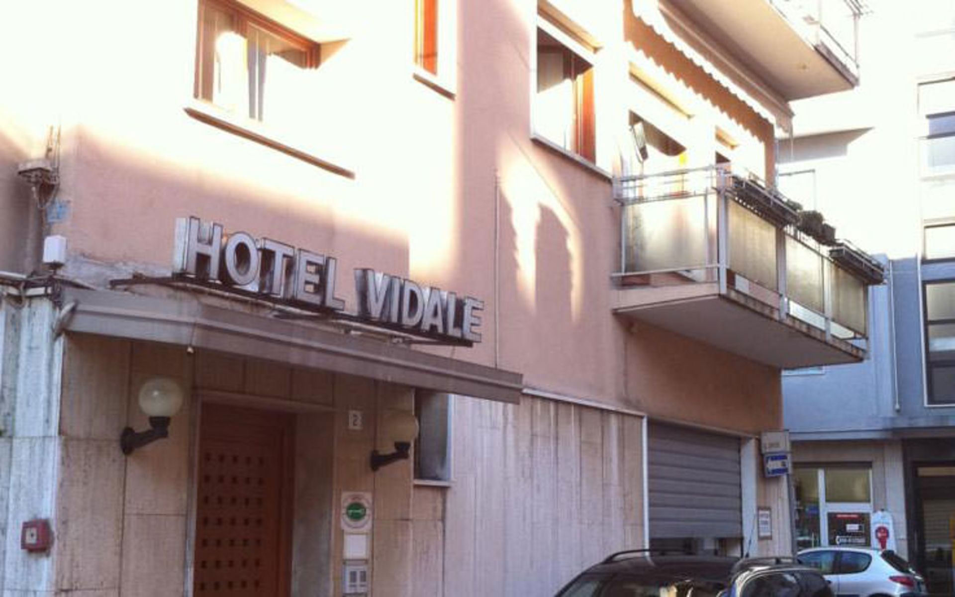 هتل ویداله (Hotel Vidale)