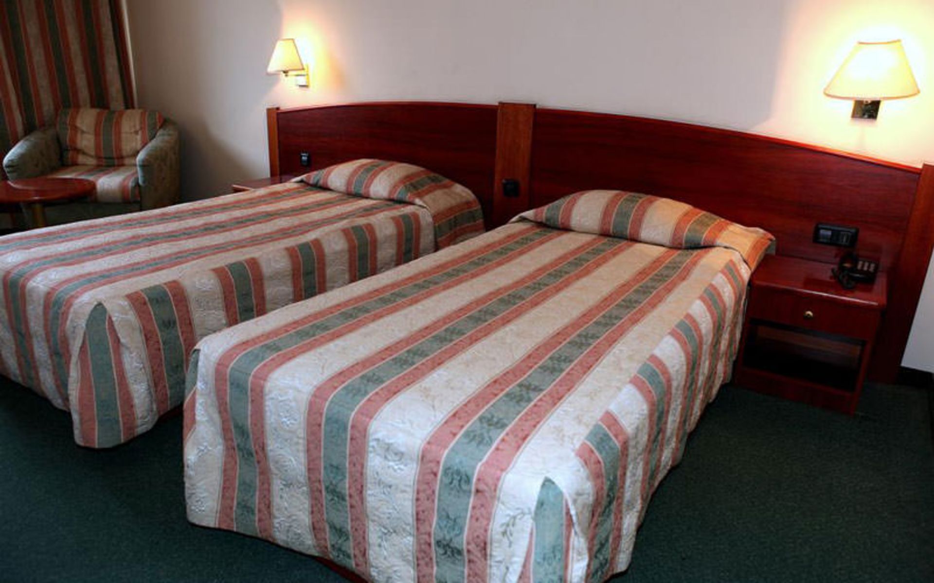 هتل اربیتا (Hotel Orbita)
