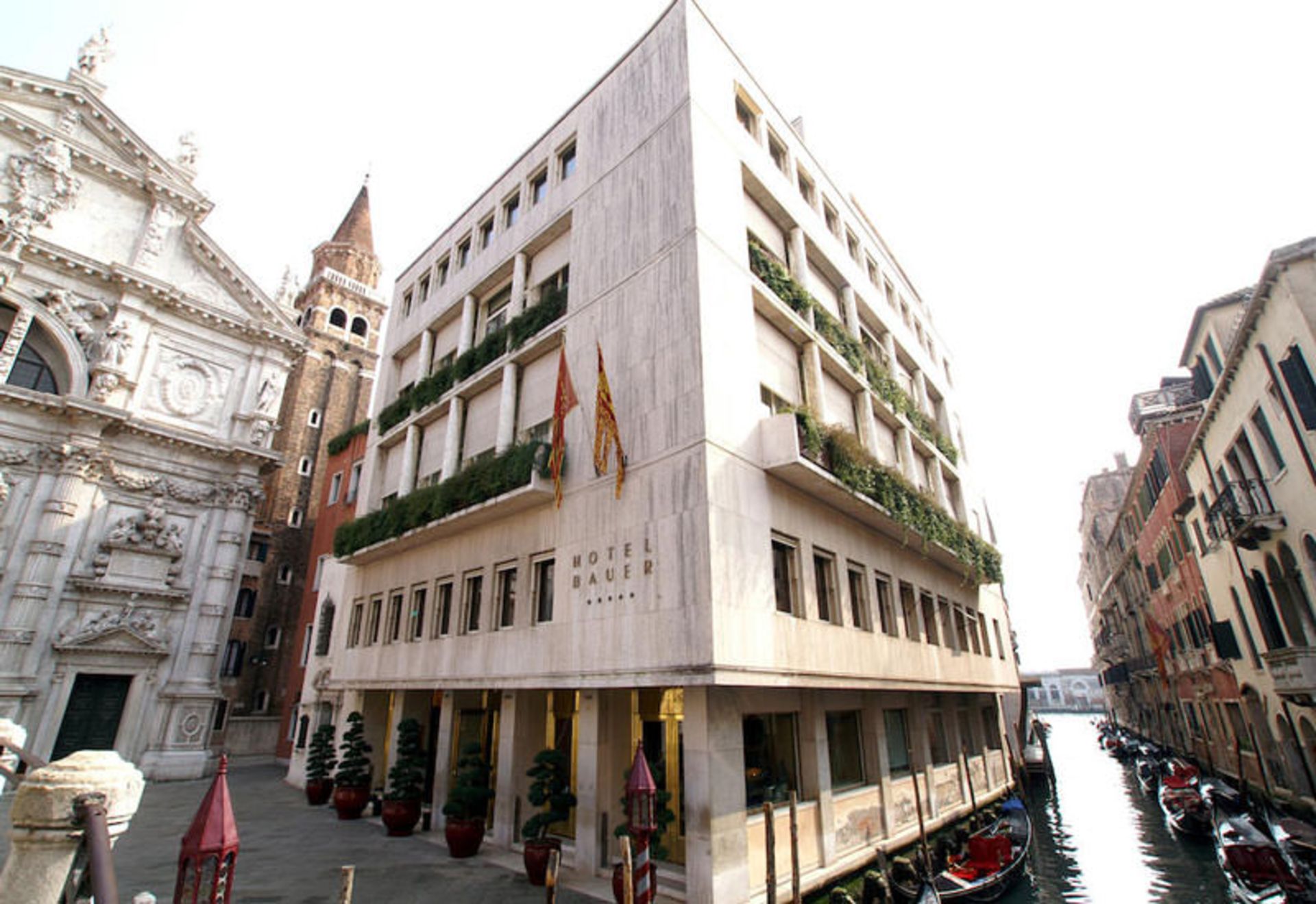 هتل باور پلاتزو (Bauer Palazzo)