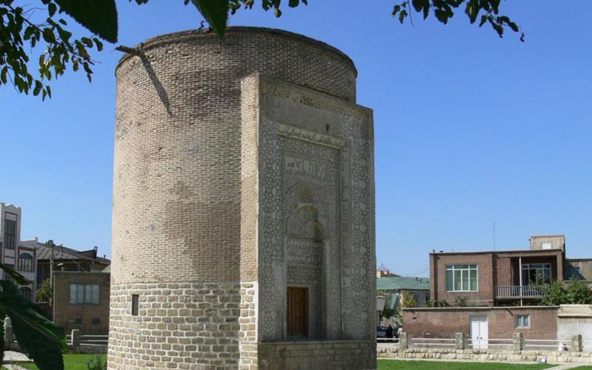 سه گنبد ارومیه