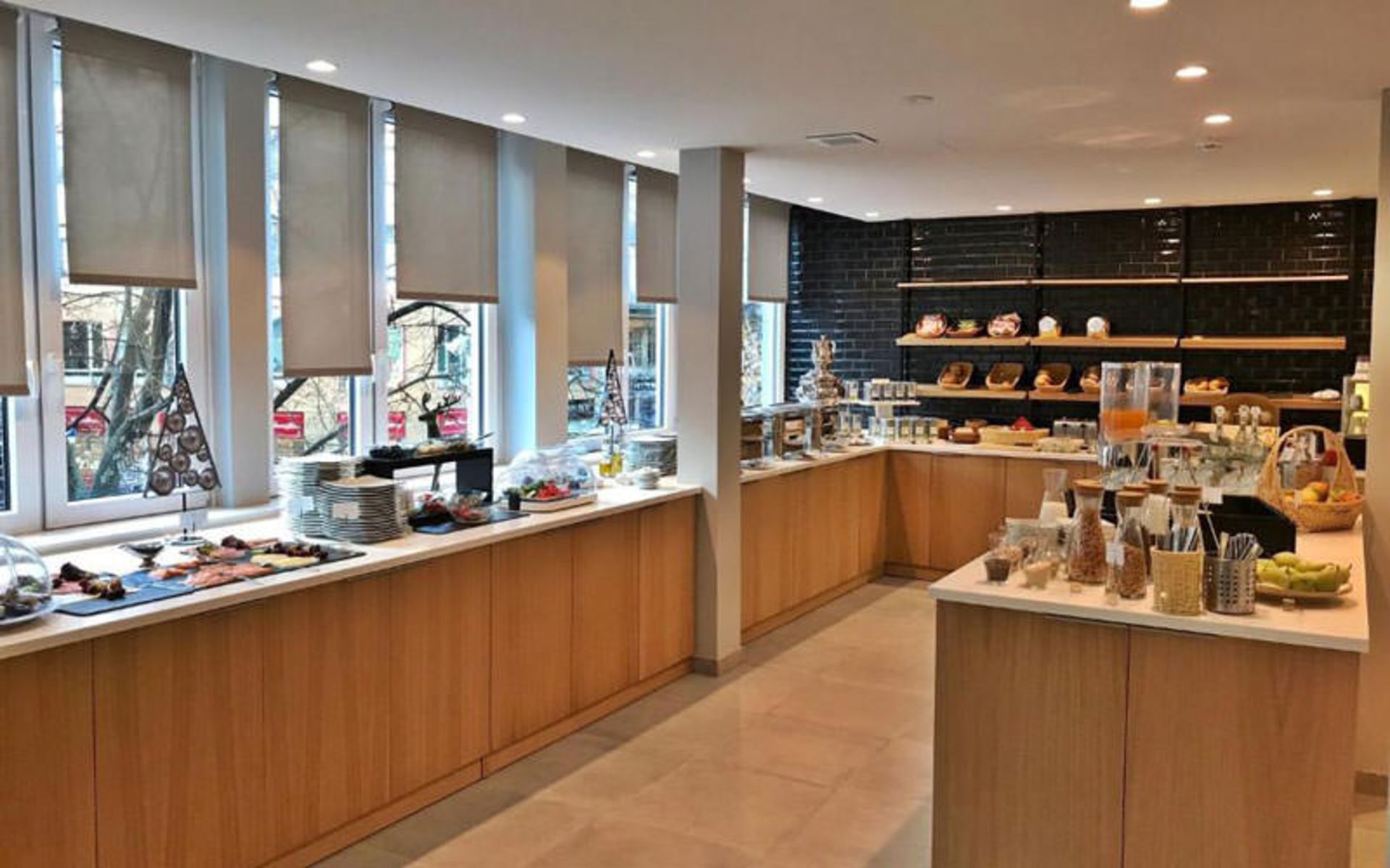 هتل مرکور کیسرهف سیتی سنتر (Mercure Hotel Kaiserhof City Center)