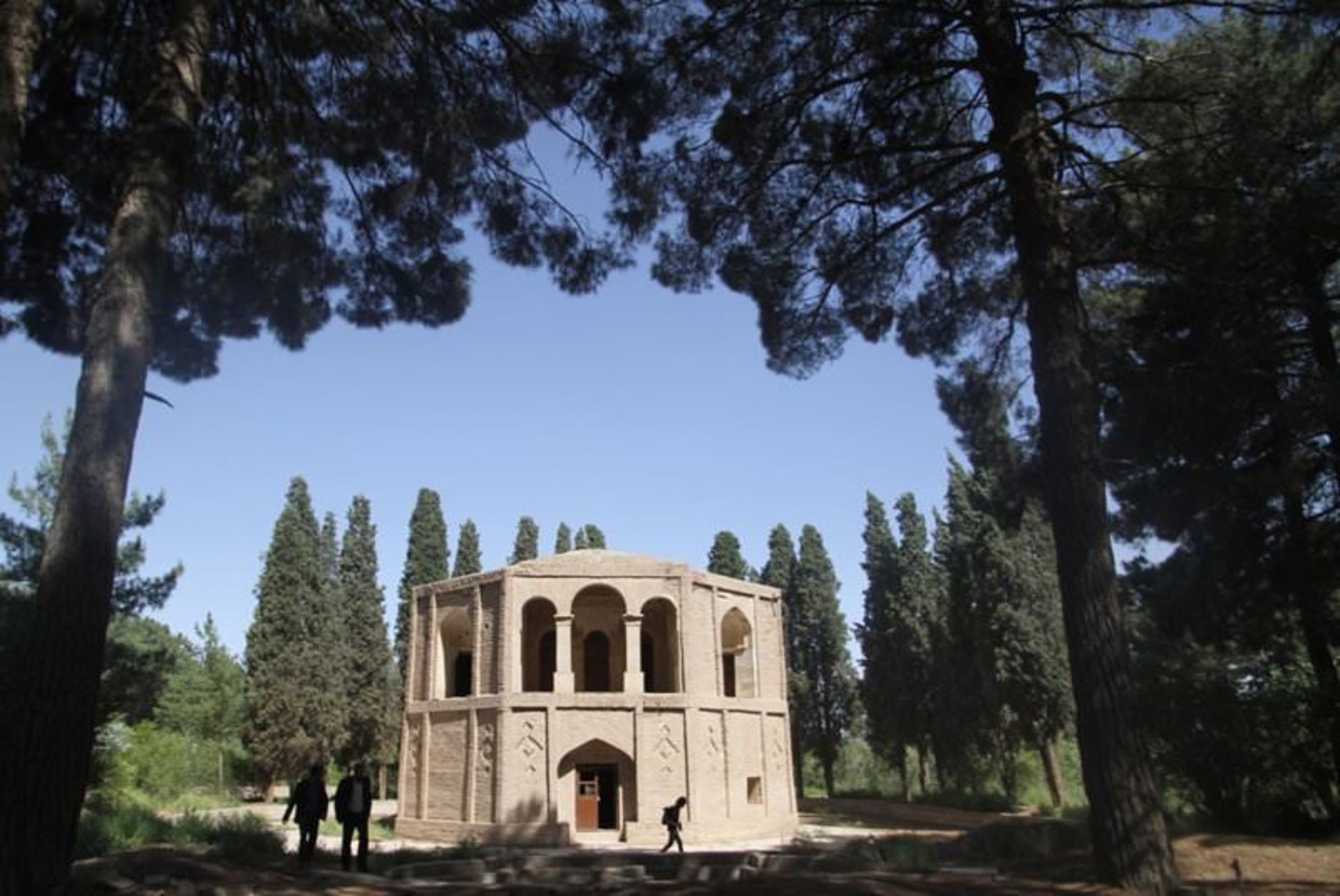 باغ امیرآباد