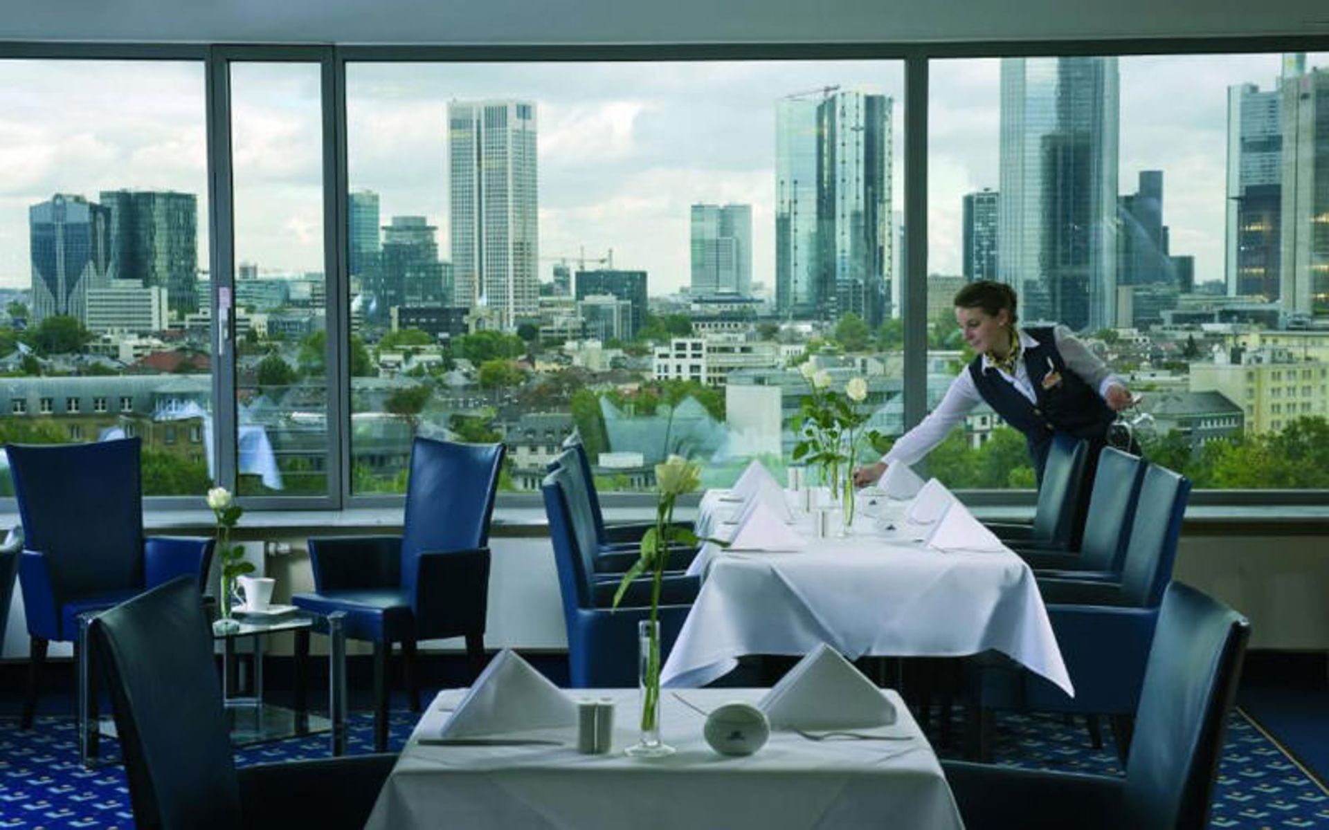 هتل ماریتیم فرانکفورت (Maritim Hotel Frankfurt)