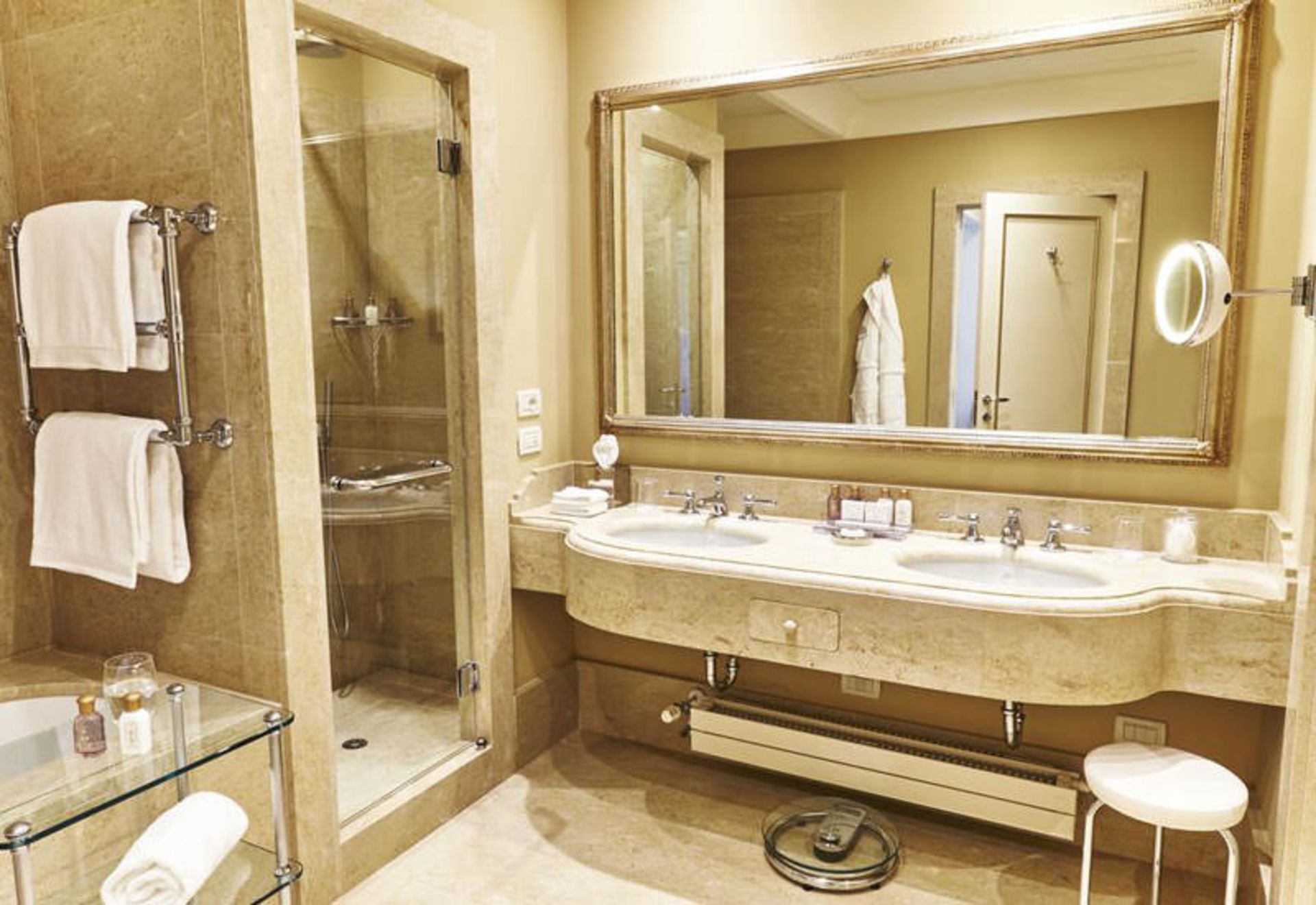هتل سَن کلِمِنت پالاس کِمپینسکی ونیز (San Clemente Palace Kempinski Venice)