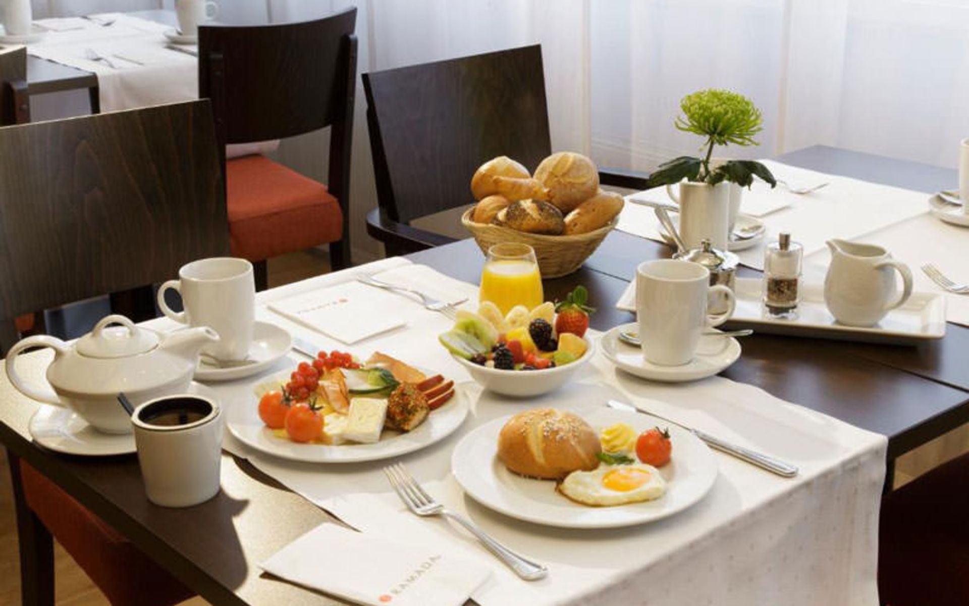 هتل اچ فور فرانکفورت مسه (H4 Hotel Frankfurt Messe)