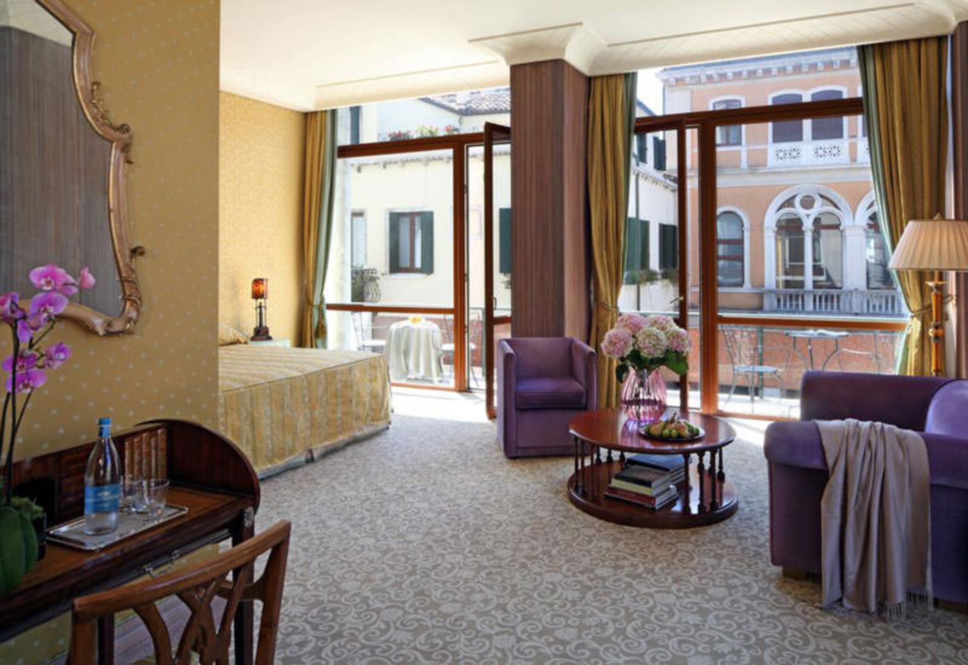 هتل باور پلاتزو (Bauer Palazzo)