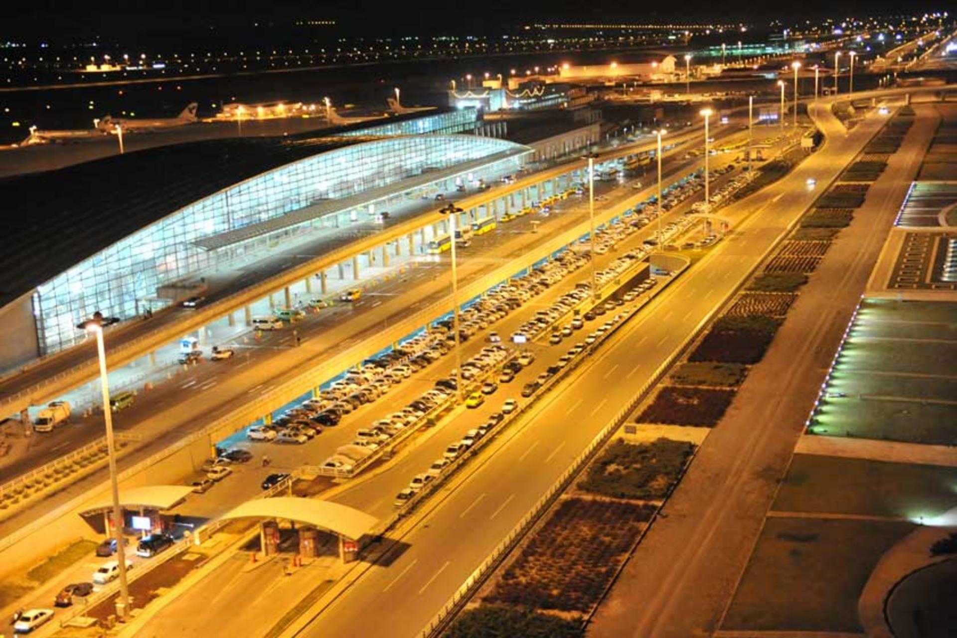 فرودگاه امام