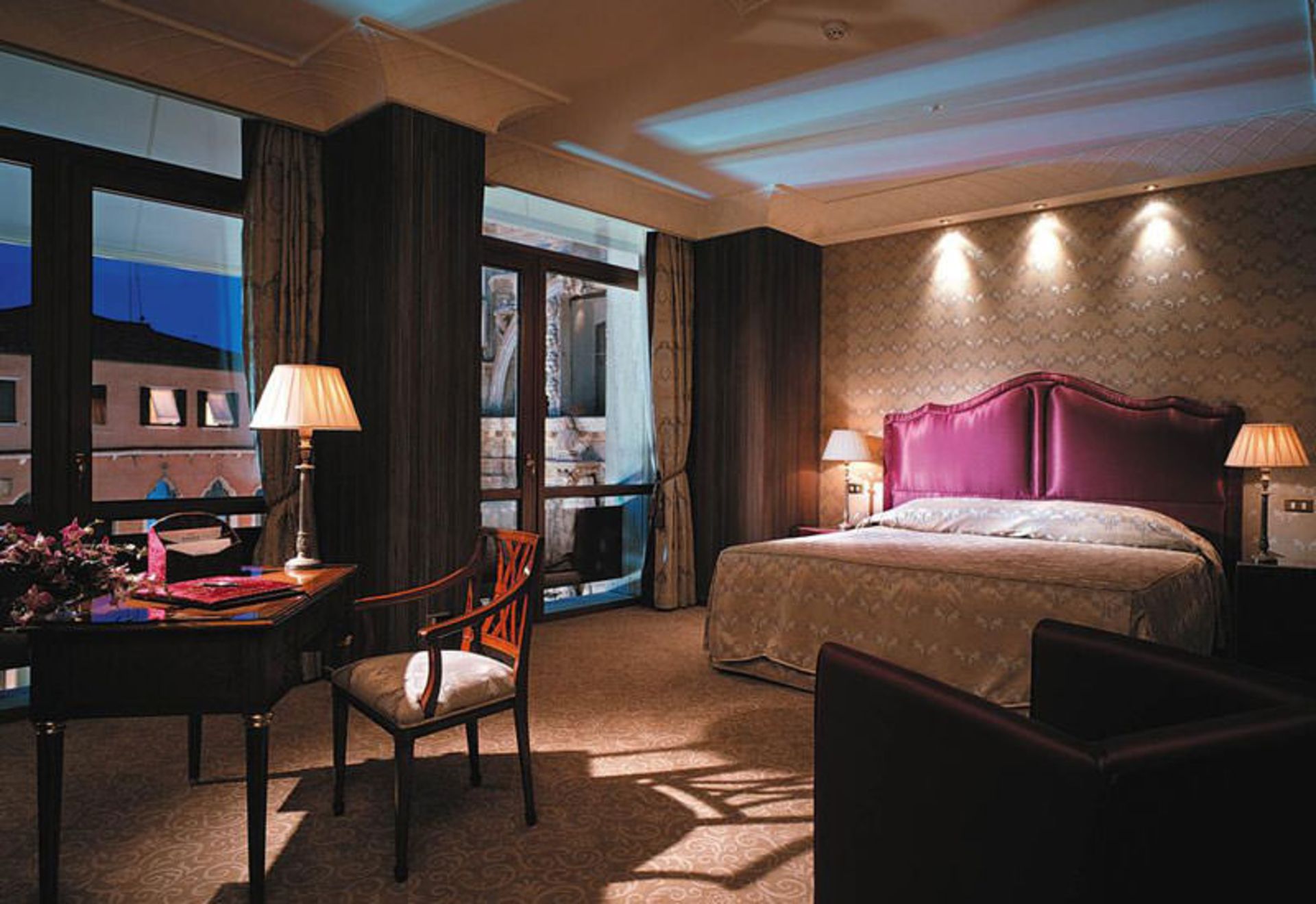 هتل باور پلاتزو (Bauer Palazzo)