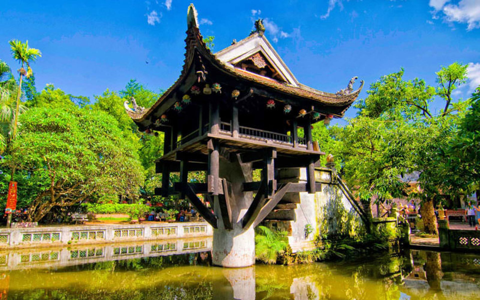 پاگودای تک ستونی (One Pillar Pagoda)