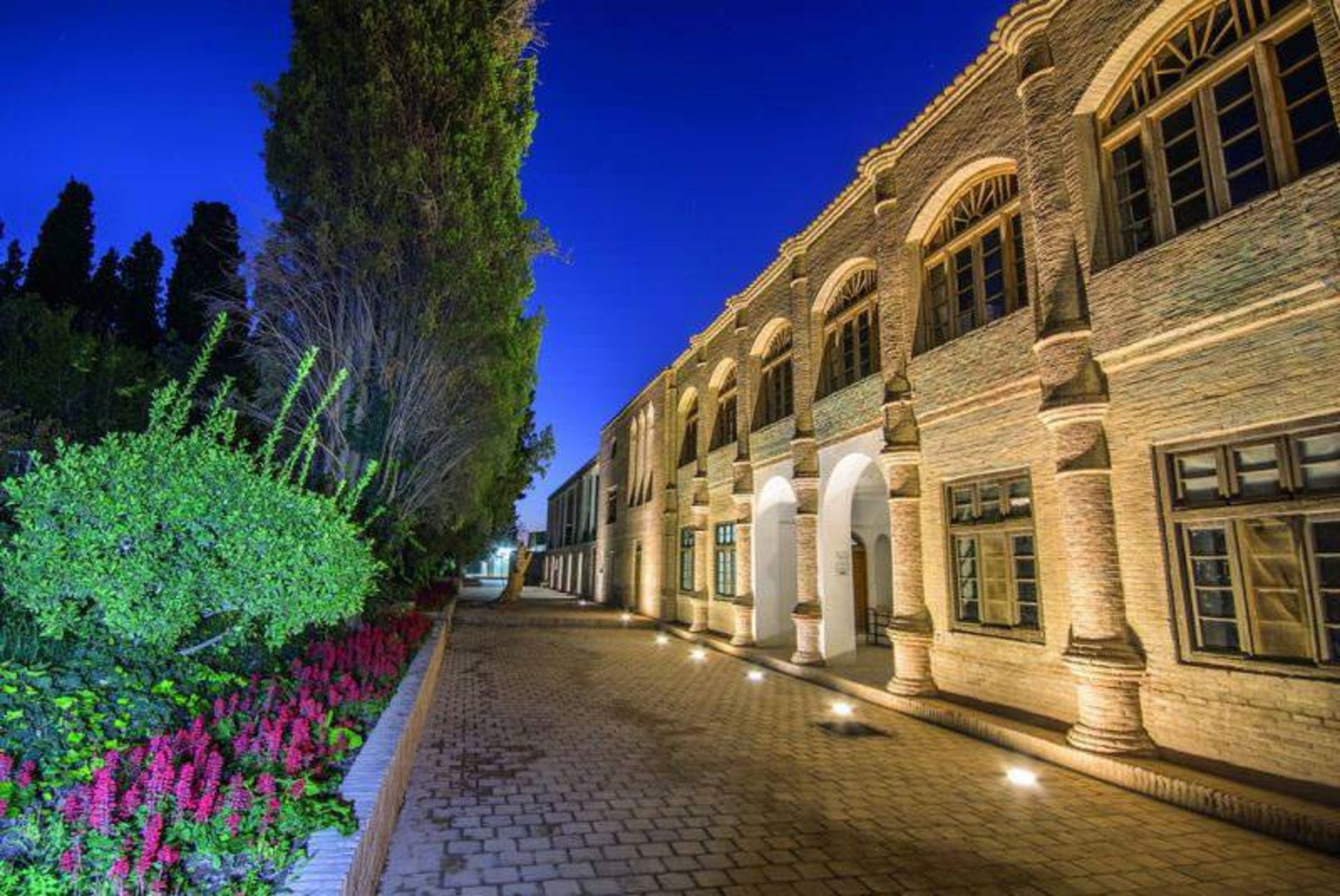 باغ رحیم آباد بیرجند