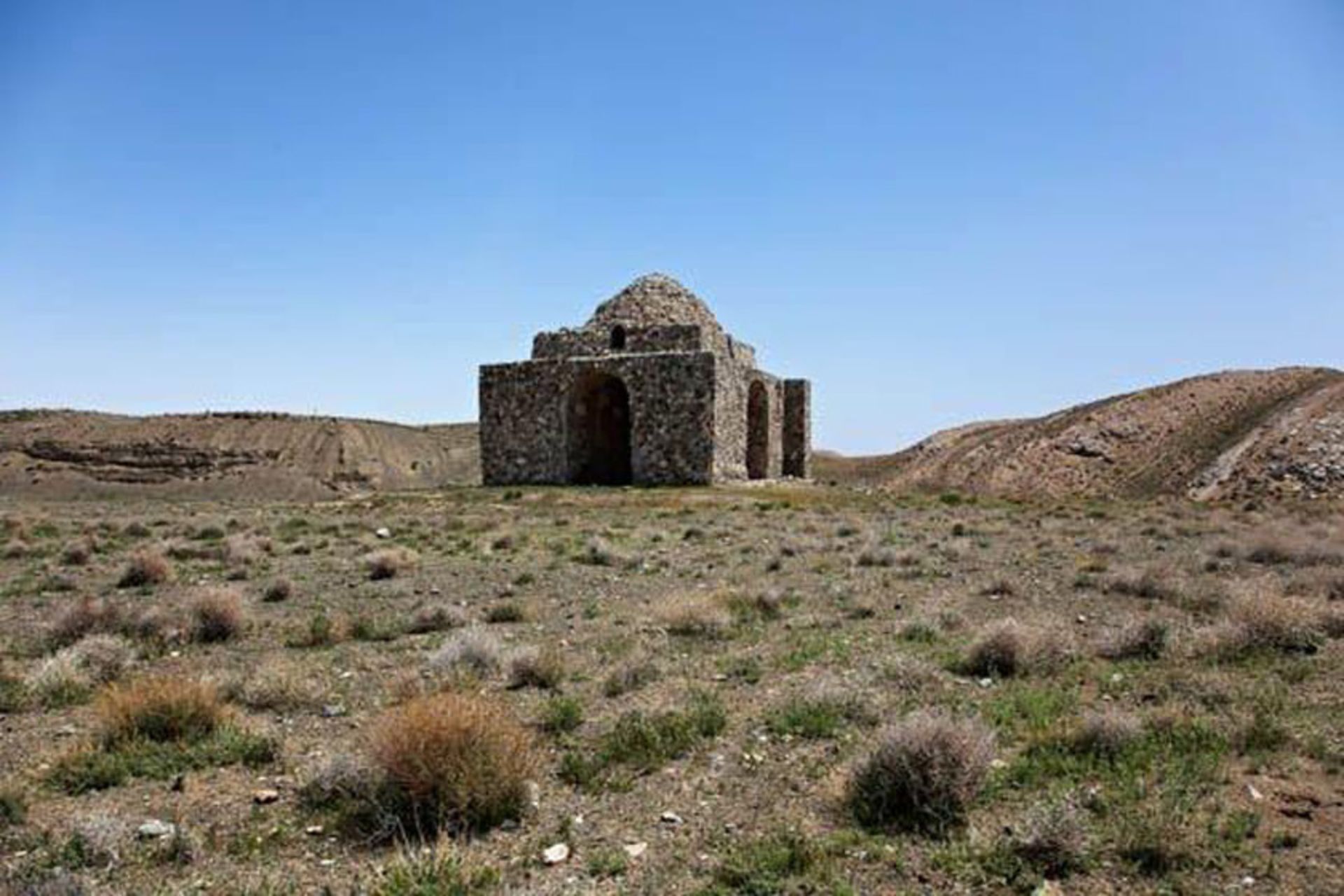 چهارطاقی بازه هوره