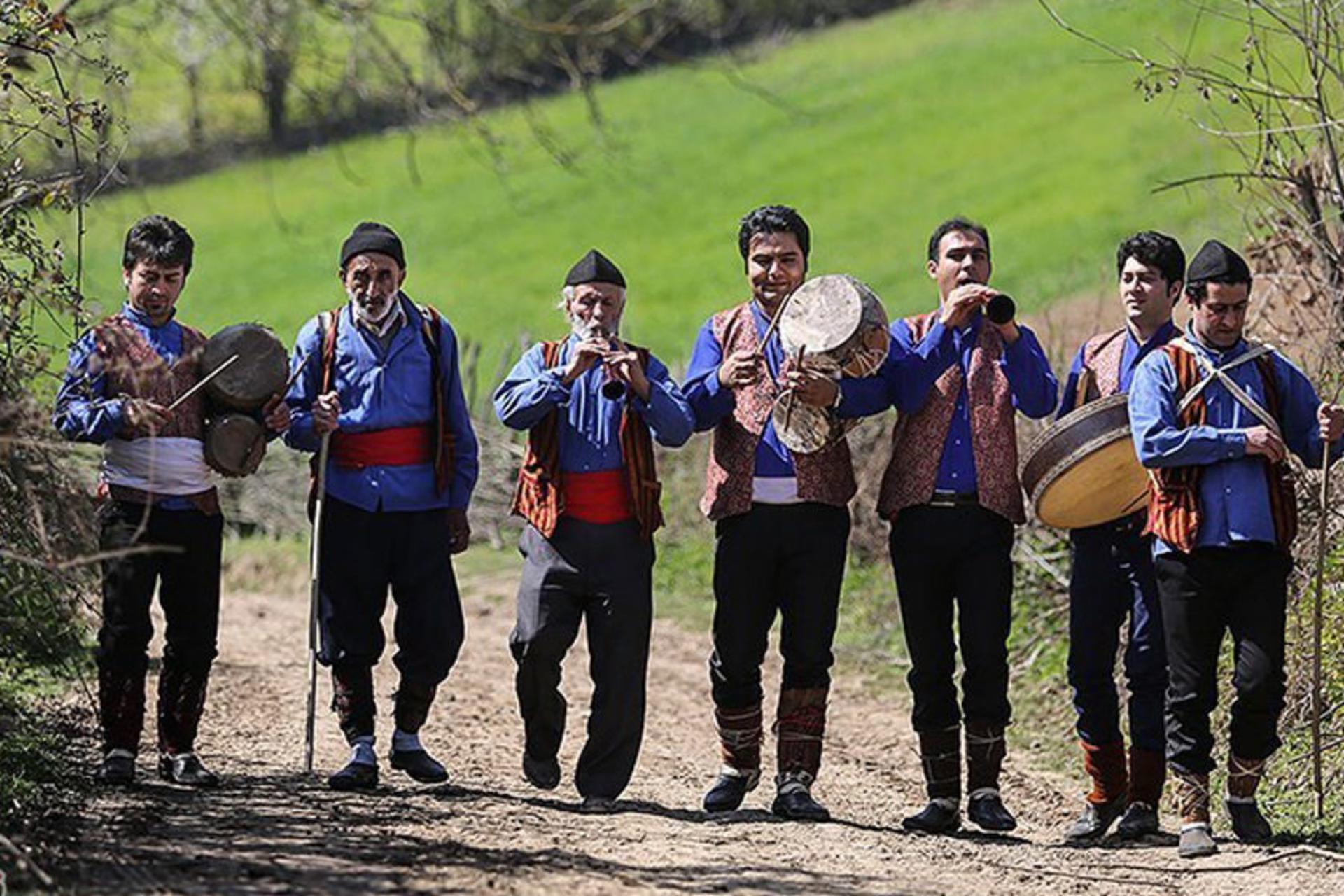 نوروز خوانی