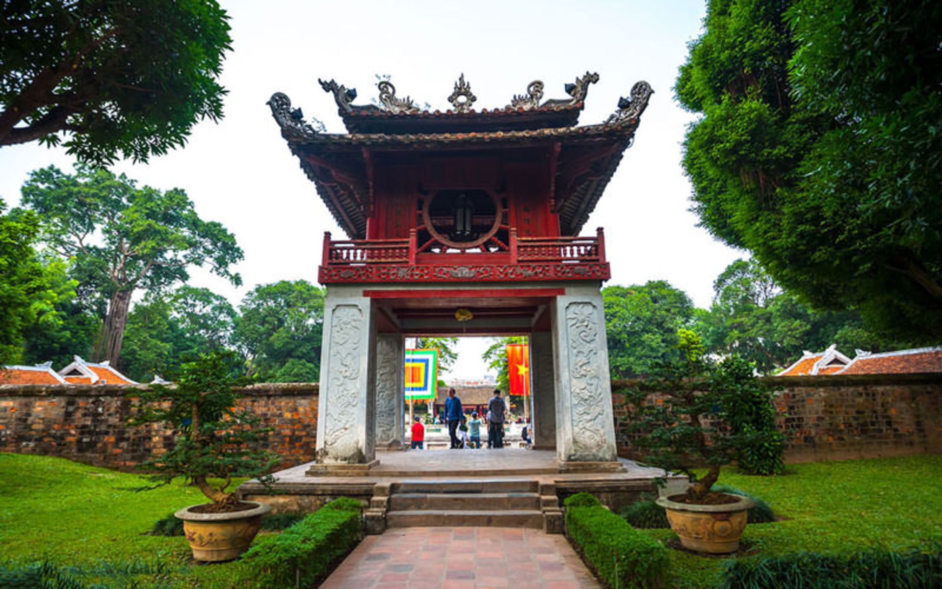 معبد ادبیات (The Temple of Literature)