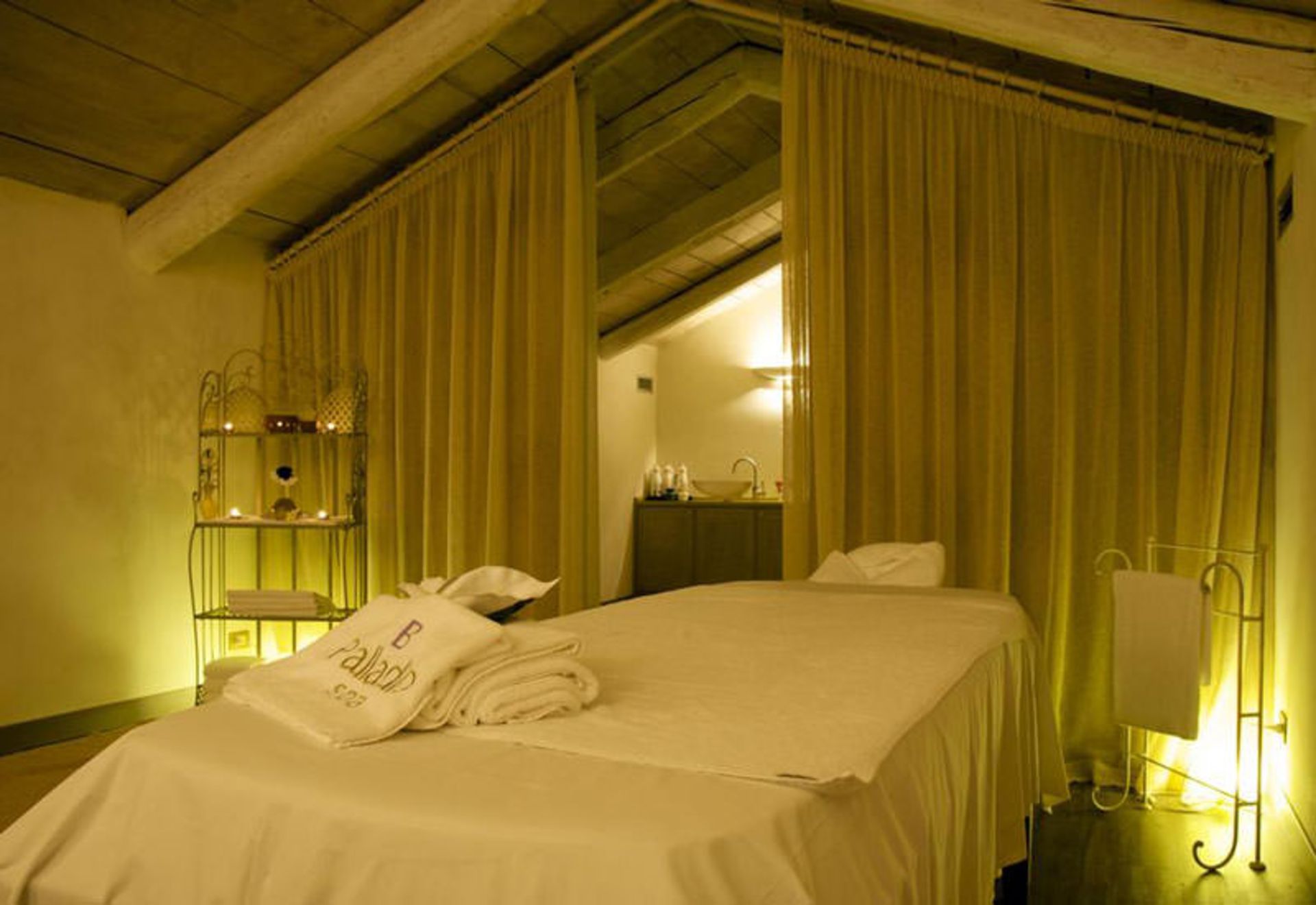 هتل و اسپای باور پلادیو (Bauer Palladio Hotel & Spa)