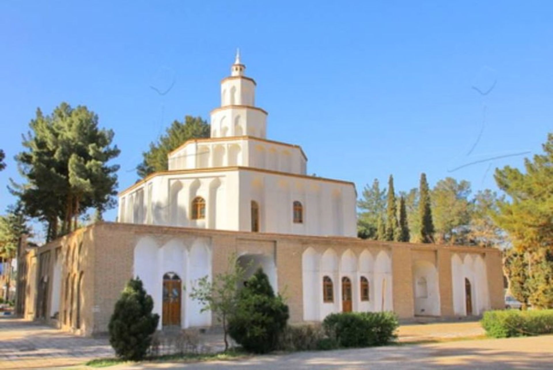 عمارت کلاه فرنگی بیرجند