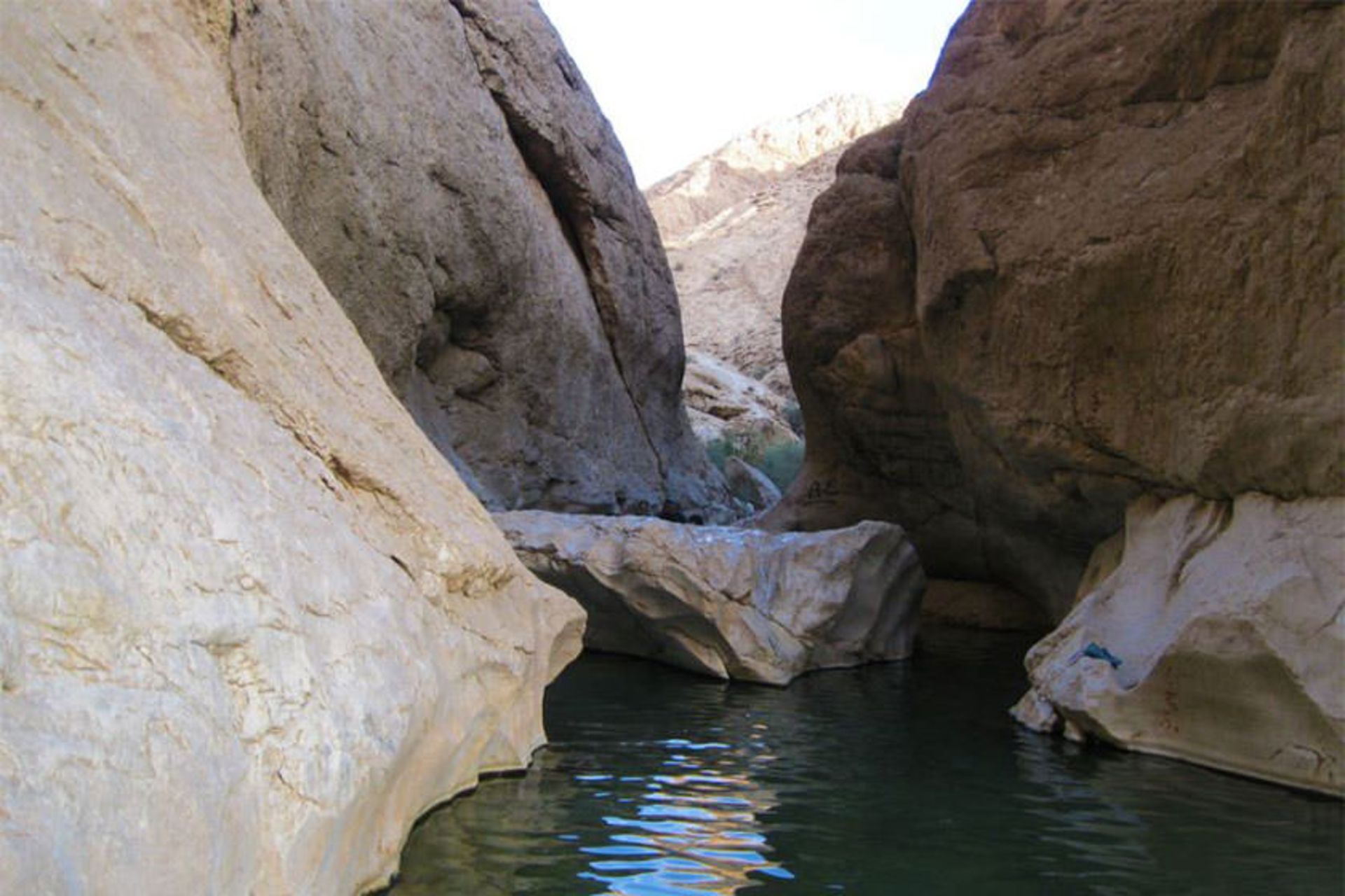 تخت عروس