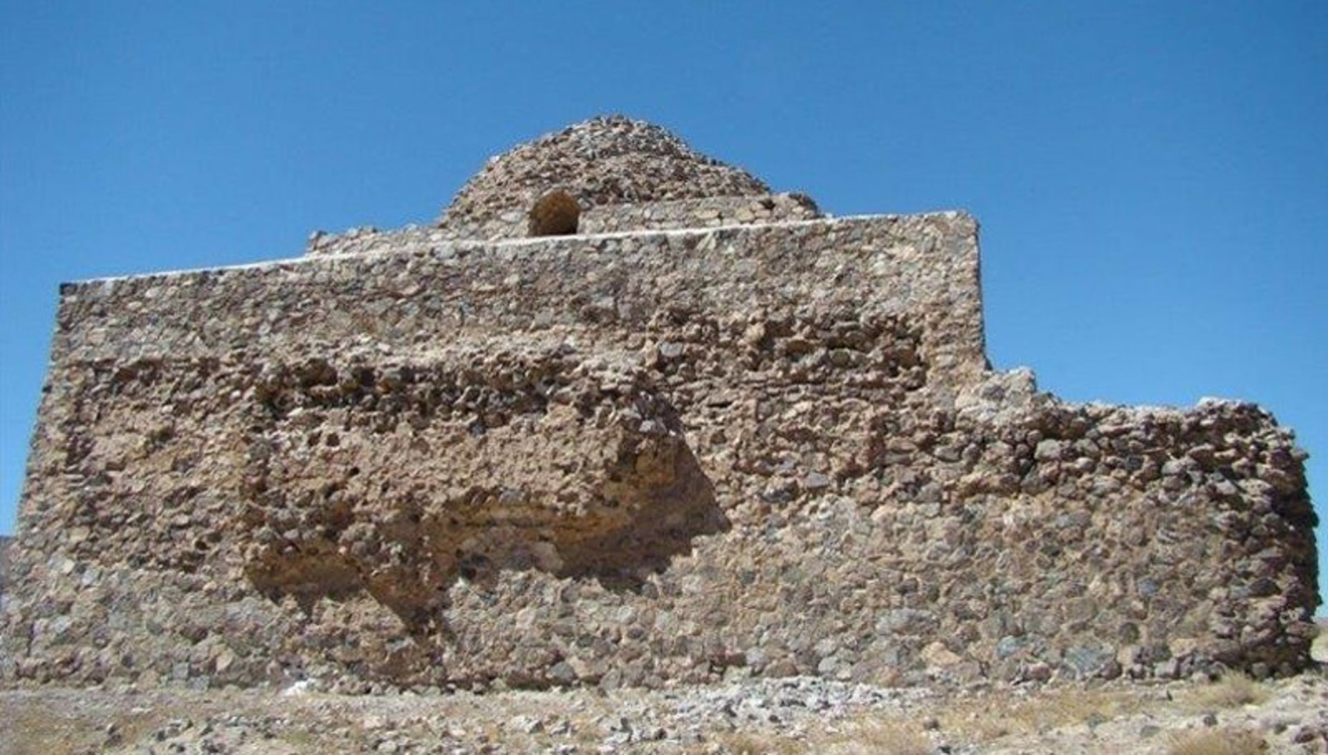 چهارطاقی بازه هوره