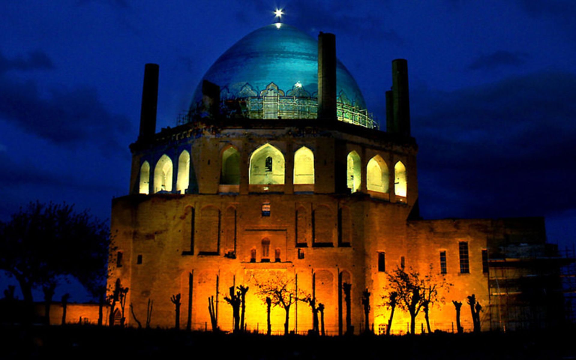 گنبد سلطانیه