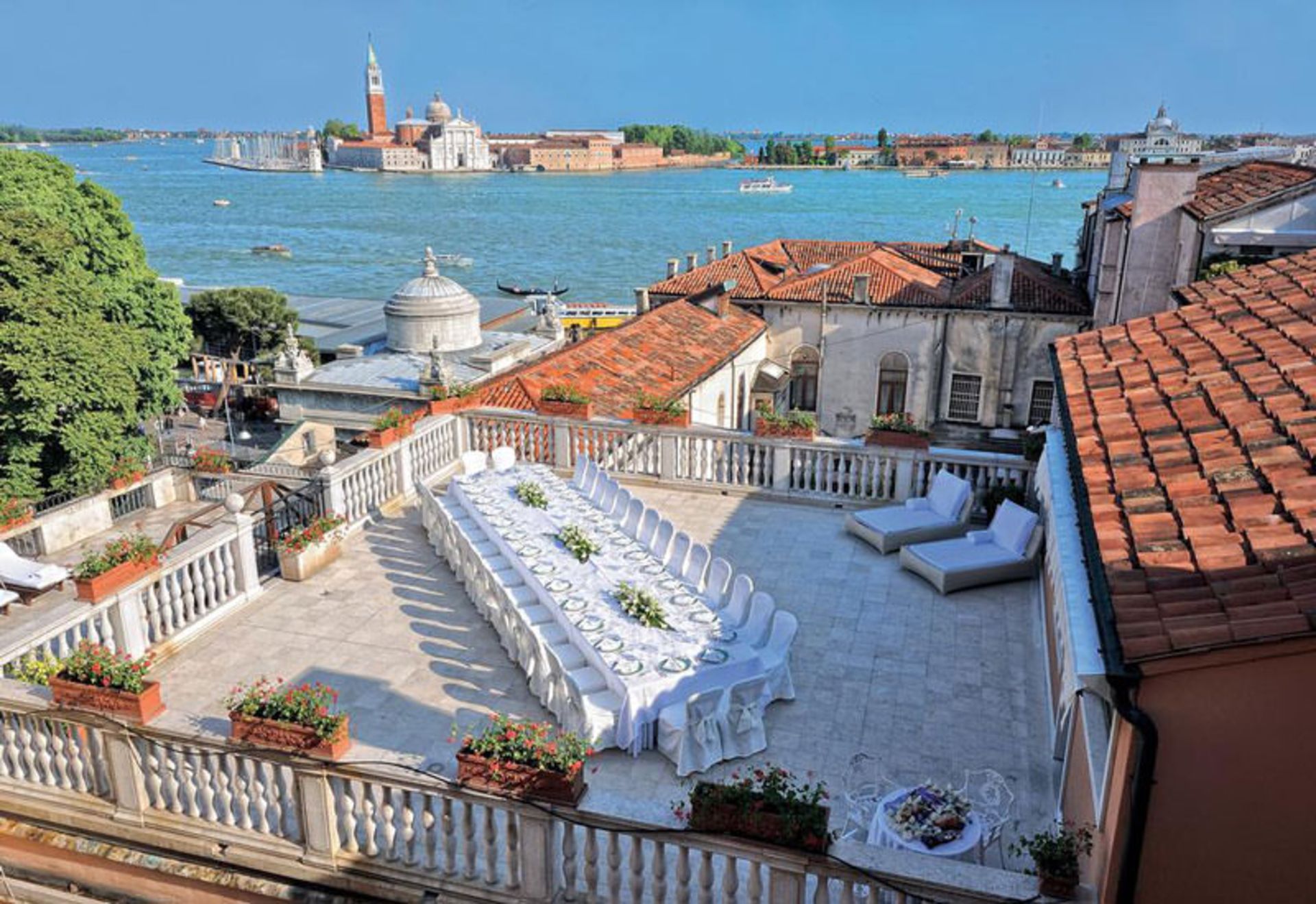 هتل باگلیونی هتل لونا (Baglioni Hotel Luna)