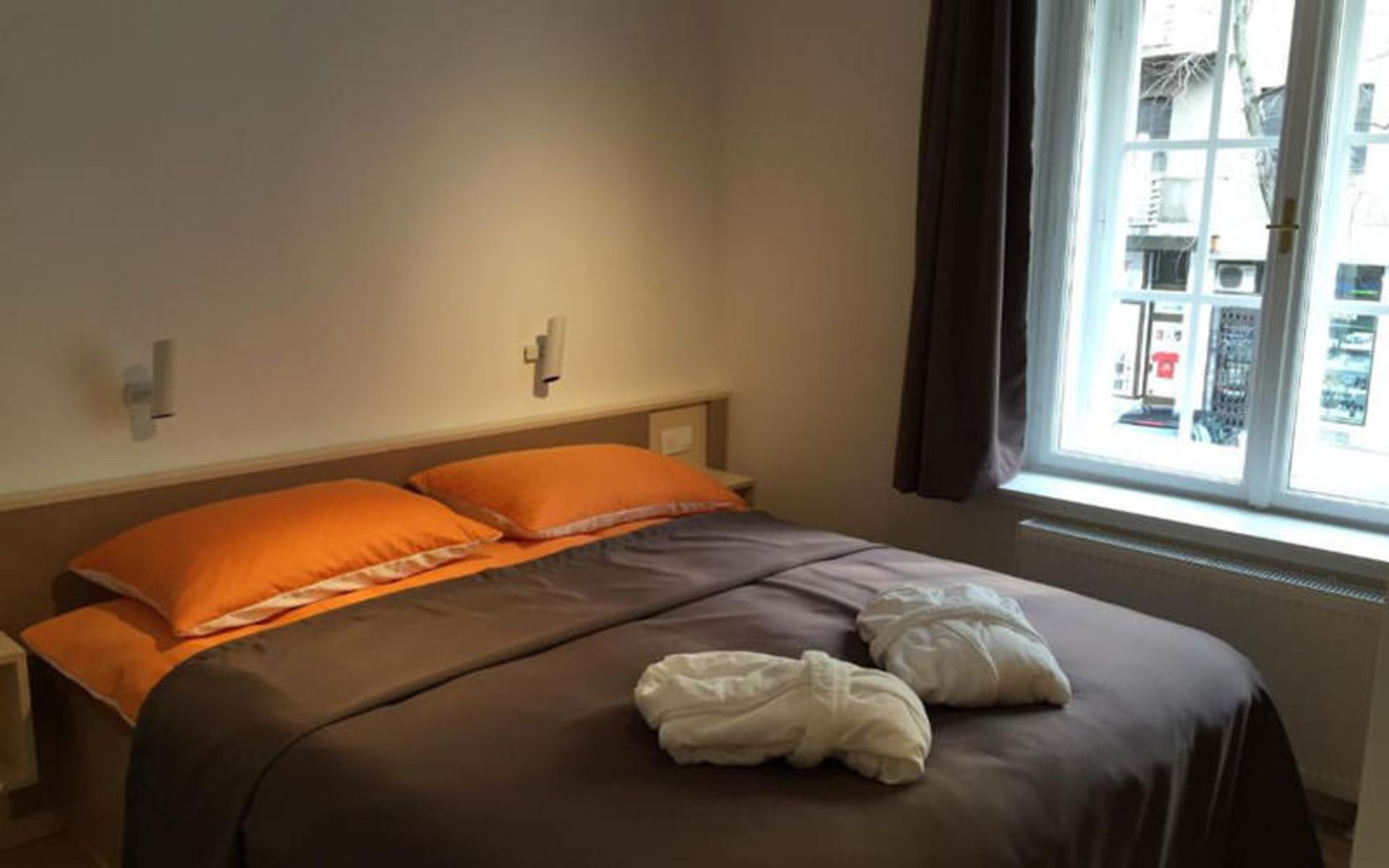 هتل سیتی اند استایل (Apartments City and style)