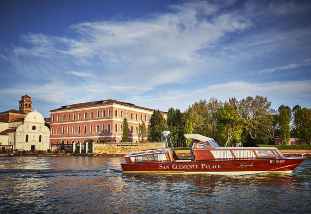 هتل سَن کلِمِنت پالاس کِمپینسکی ونیز (San Clemente Palace Kempinski Venice)