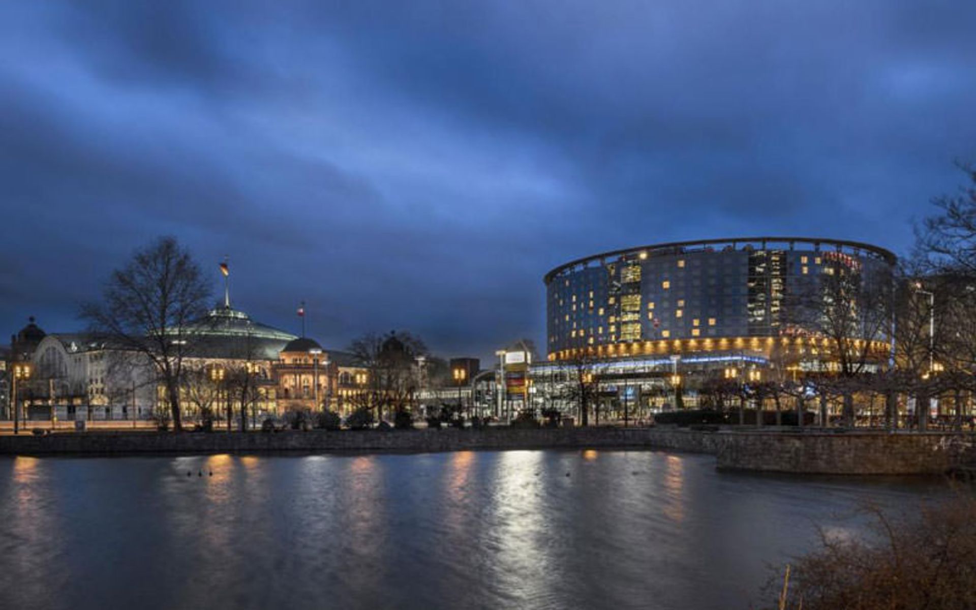 هتل ماریتیم فرانکفورت (Maritim Hotel Frankfurt)