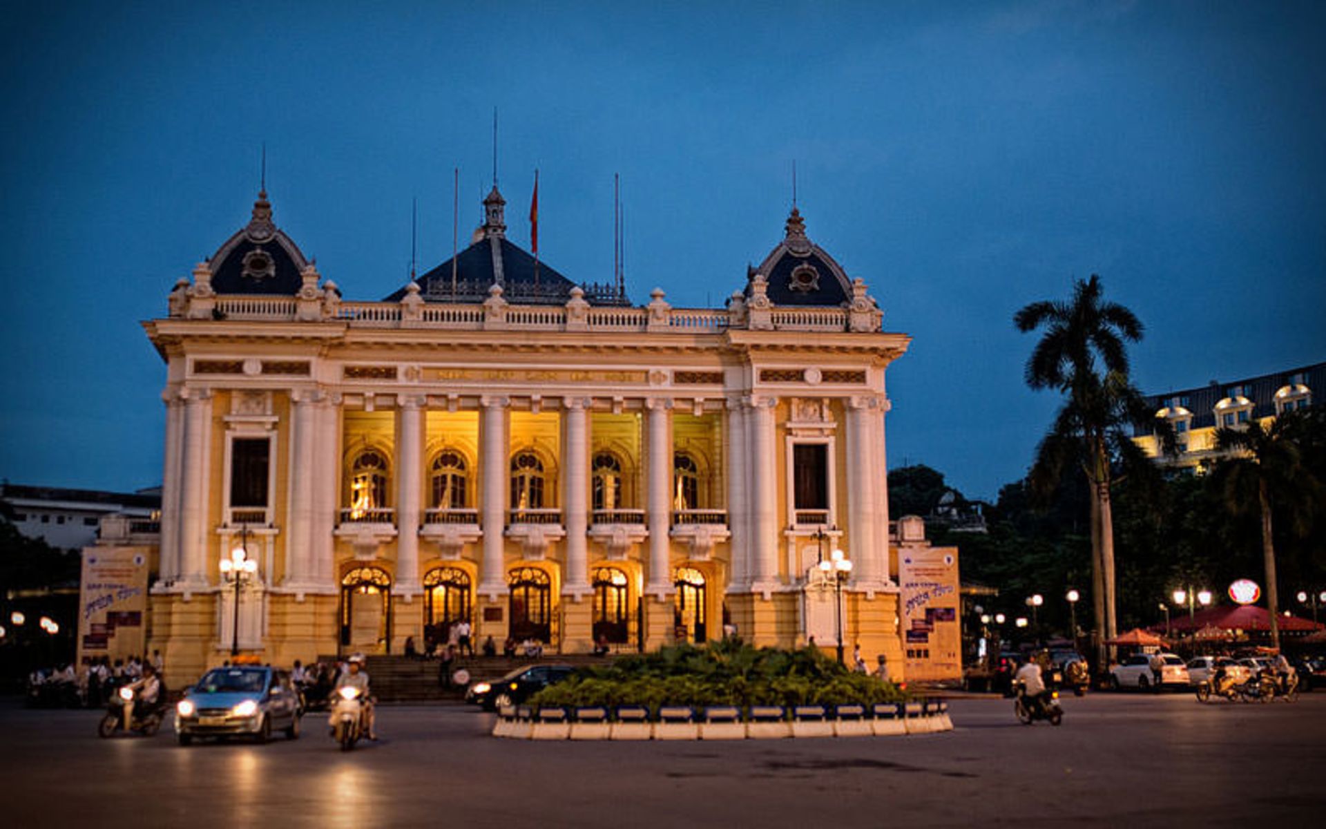 خانه‌ی اپرای هانوی (Hanoi Opera House)