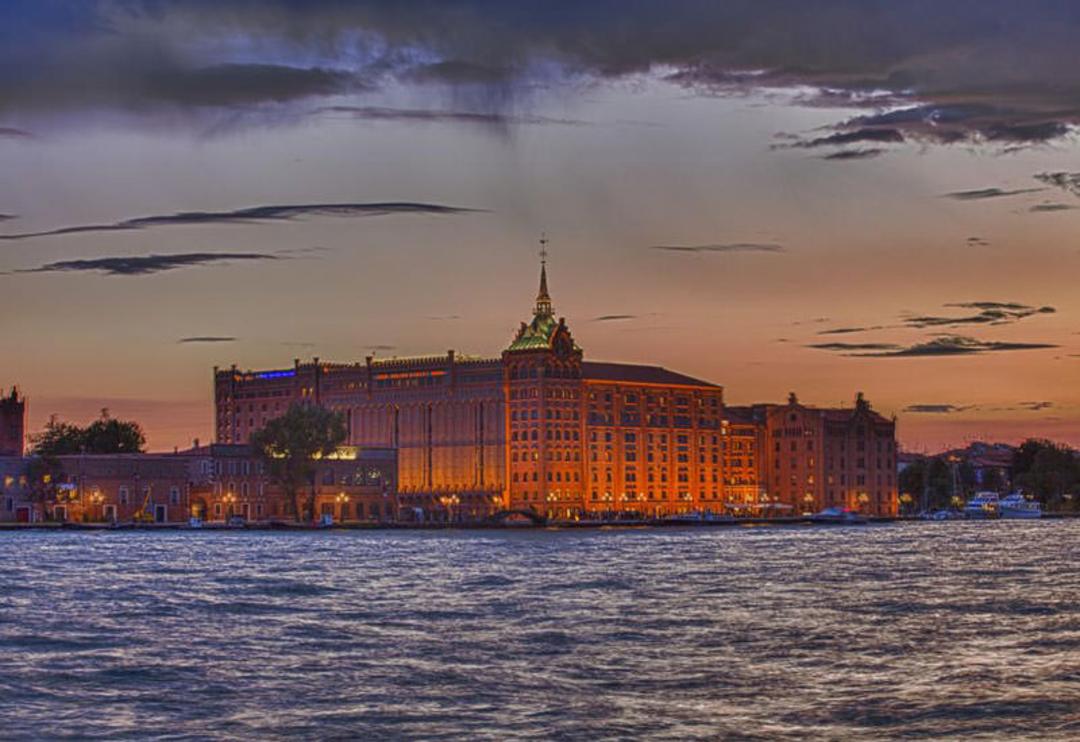 هتل هیلتون مولیون استاکی ونسی (Hilton Molino Stucky Venice)