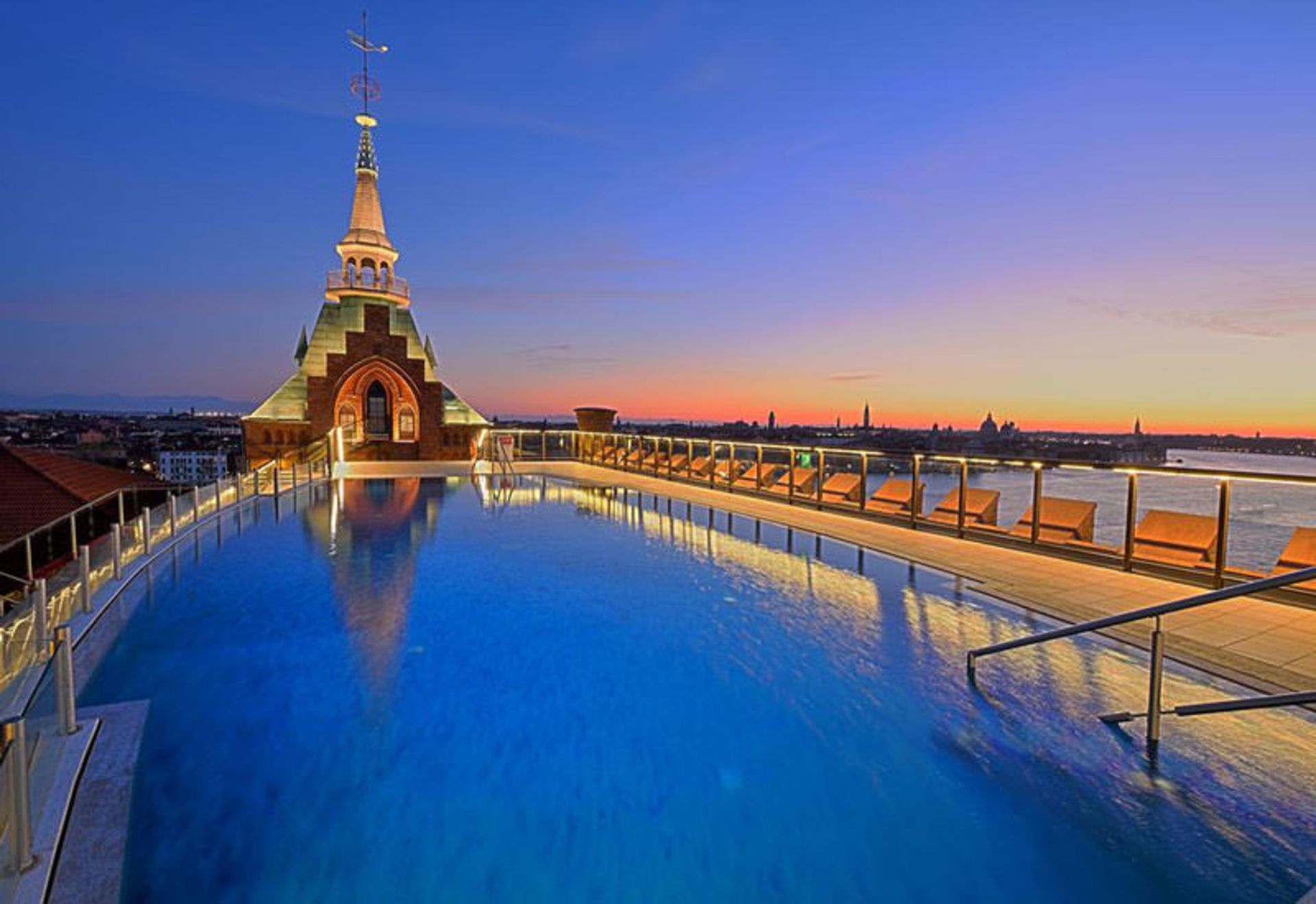هتل هیلتون مولیون استاکی ونسی (Hilton Molino Stucky Venice)