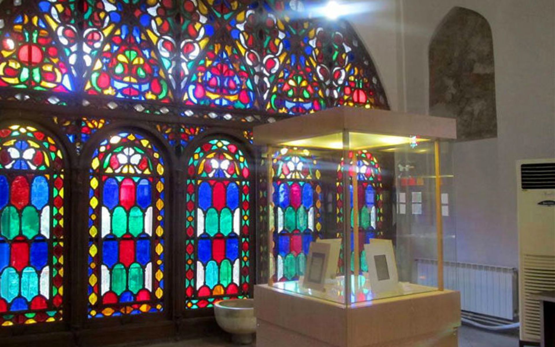 کاخ‌موزه چهل‌ستون (عمارت کلاه‌فرنگی شاه‌طهماسب)