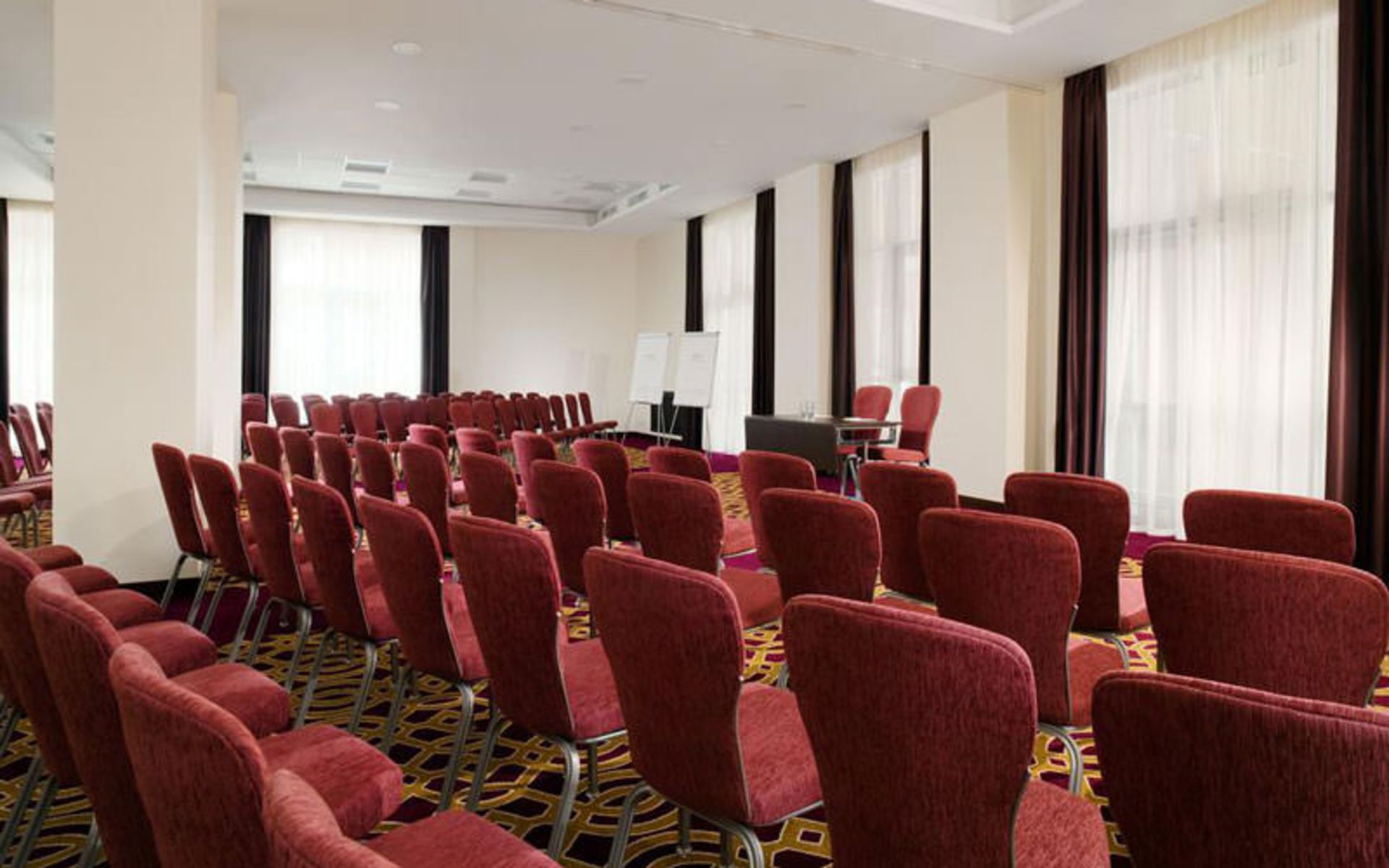 هتل کورت یارد بای ماریوت سیتی سنتر (Courtyard by Marriott Nizhny Novgorod City Center)