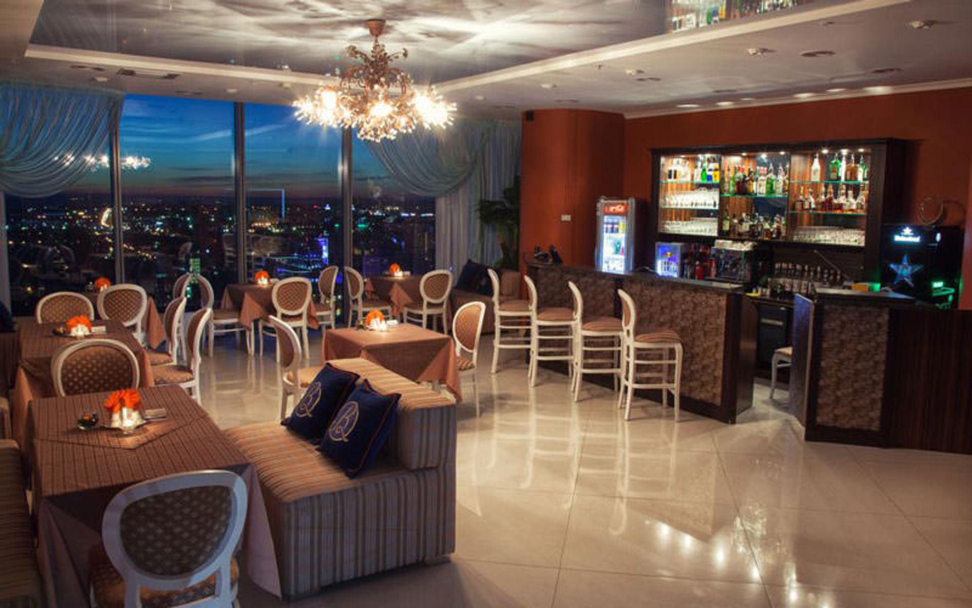هتل ویستوسکی (Vysotsky Hotel)