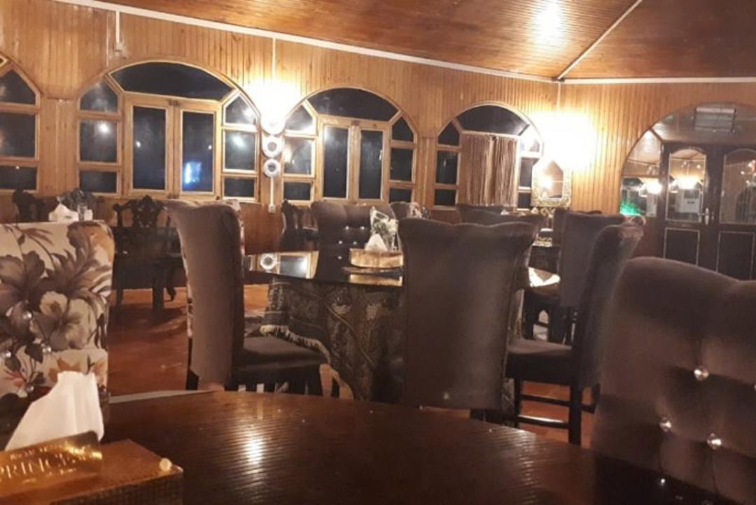 رستوران بام چابهار