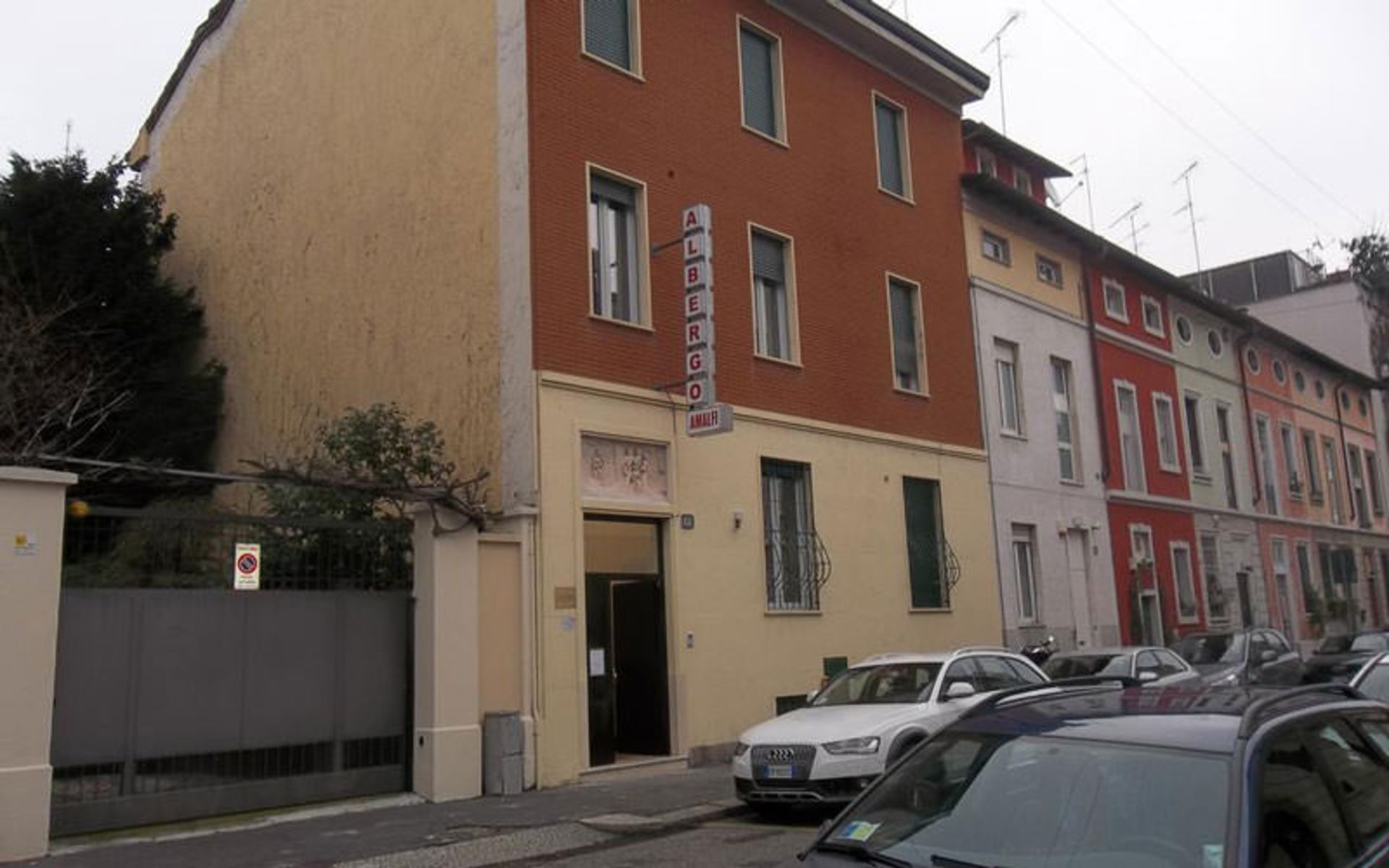 هتل آمالفی (Hotel Amalfi)