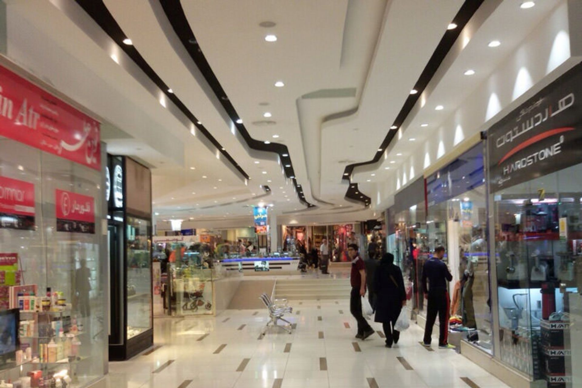 مراکز خرید بانه