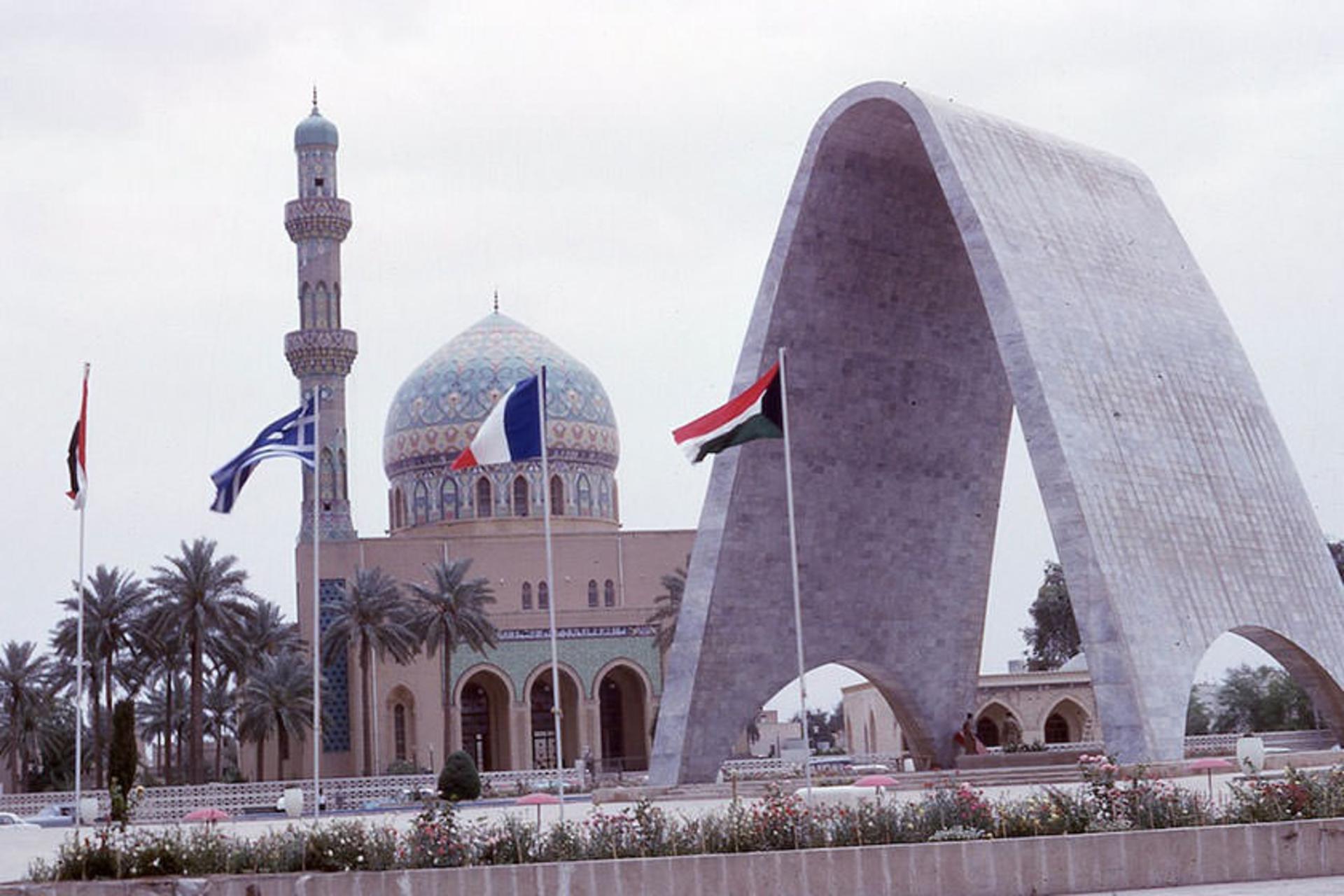 بغداد