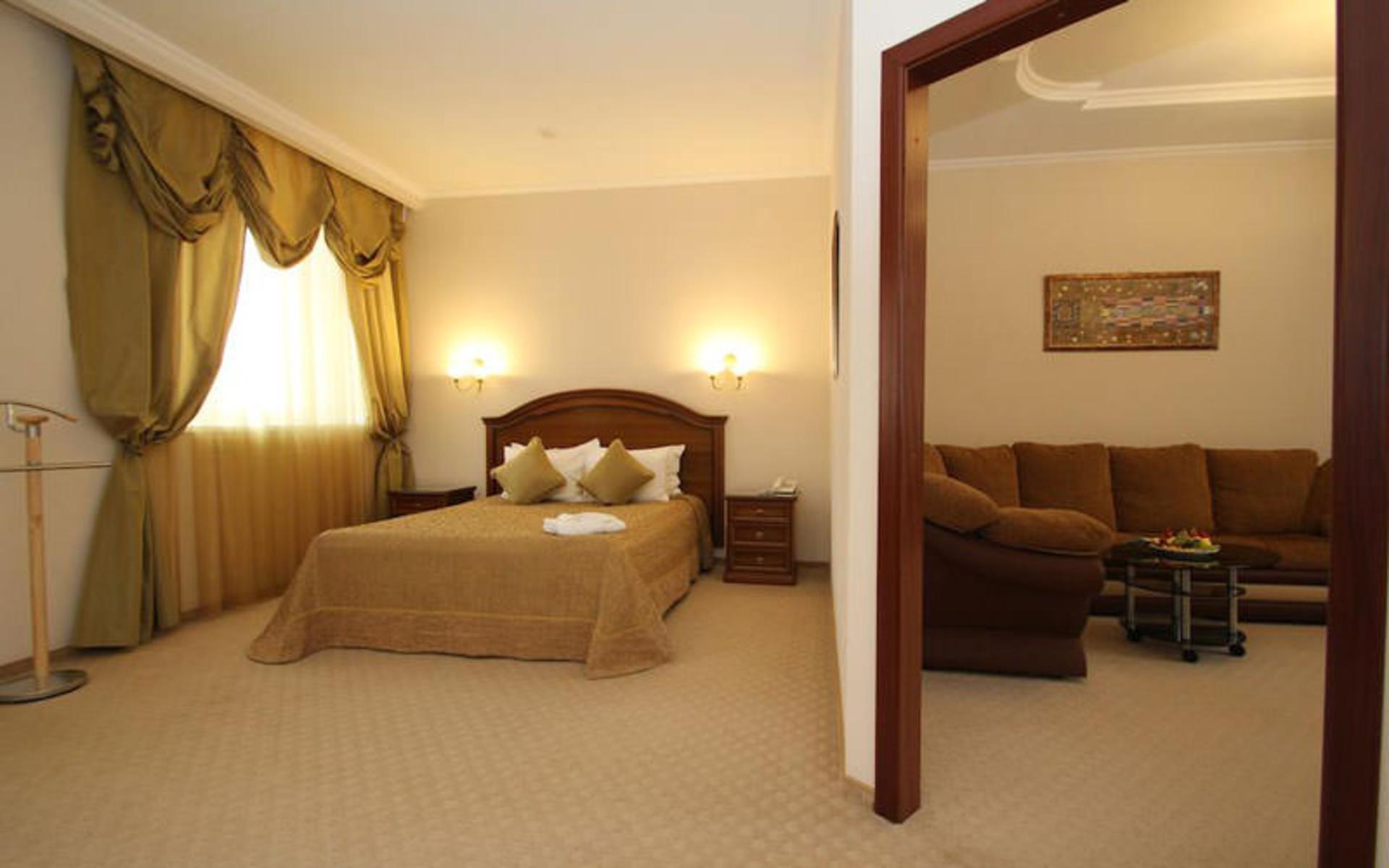 هتل گلف ستریم (Gulf Stream Hotel)