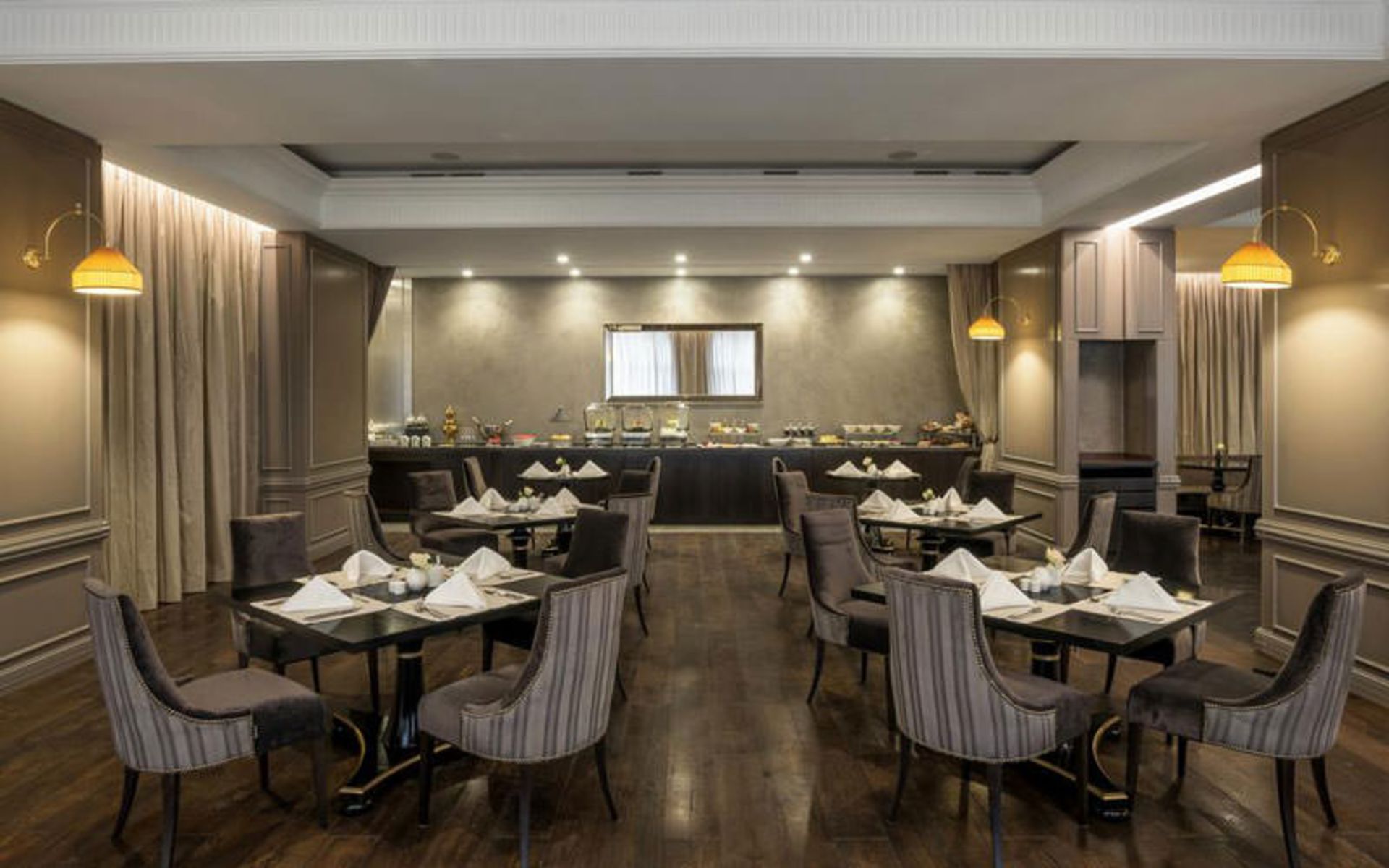 هتل شراتون نیژنی نووگورد کرملین (Sheraton Nizhny Novgorod Kremlin)