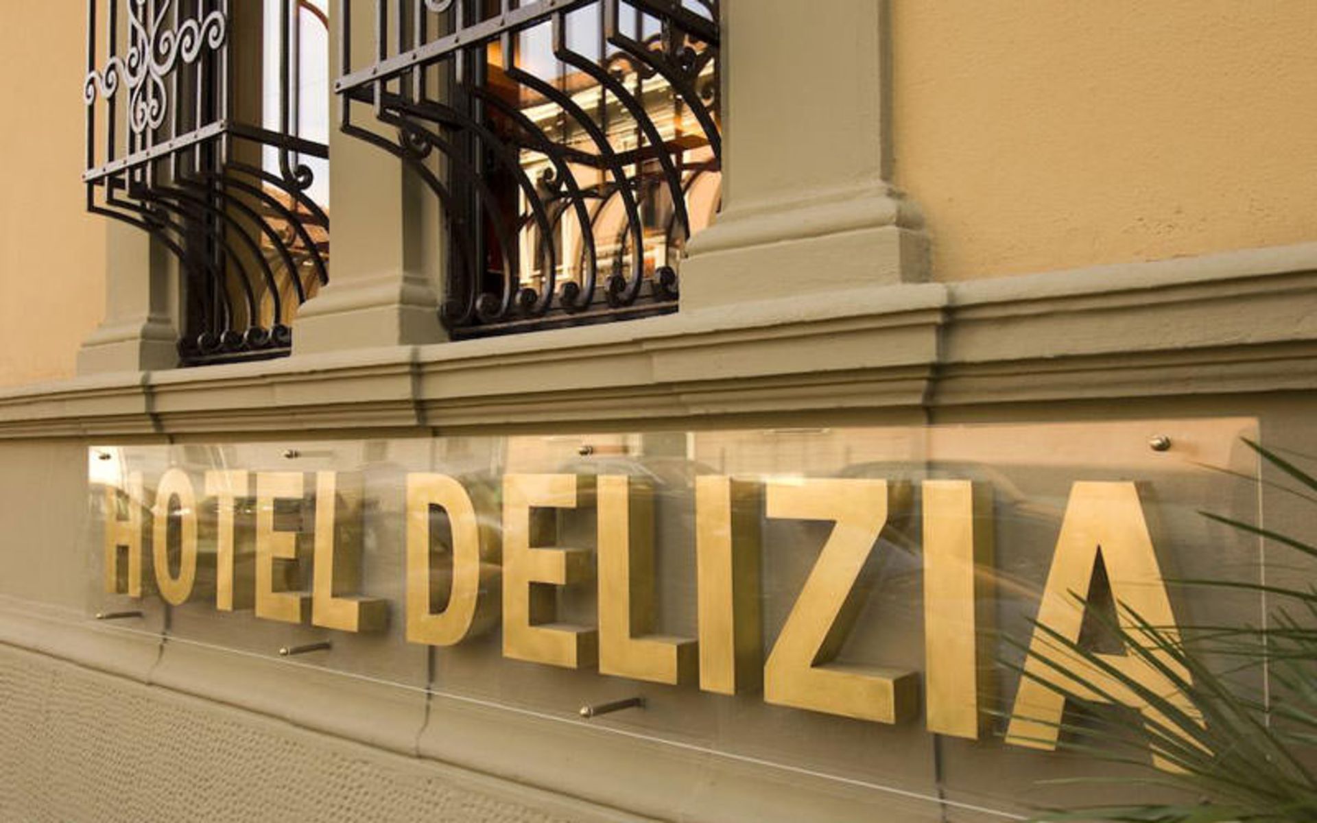 هتل دلیزیا (Hotel Delizia)