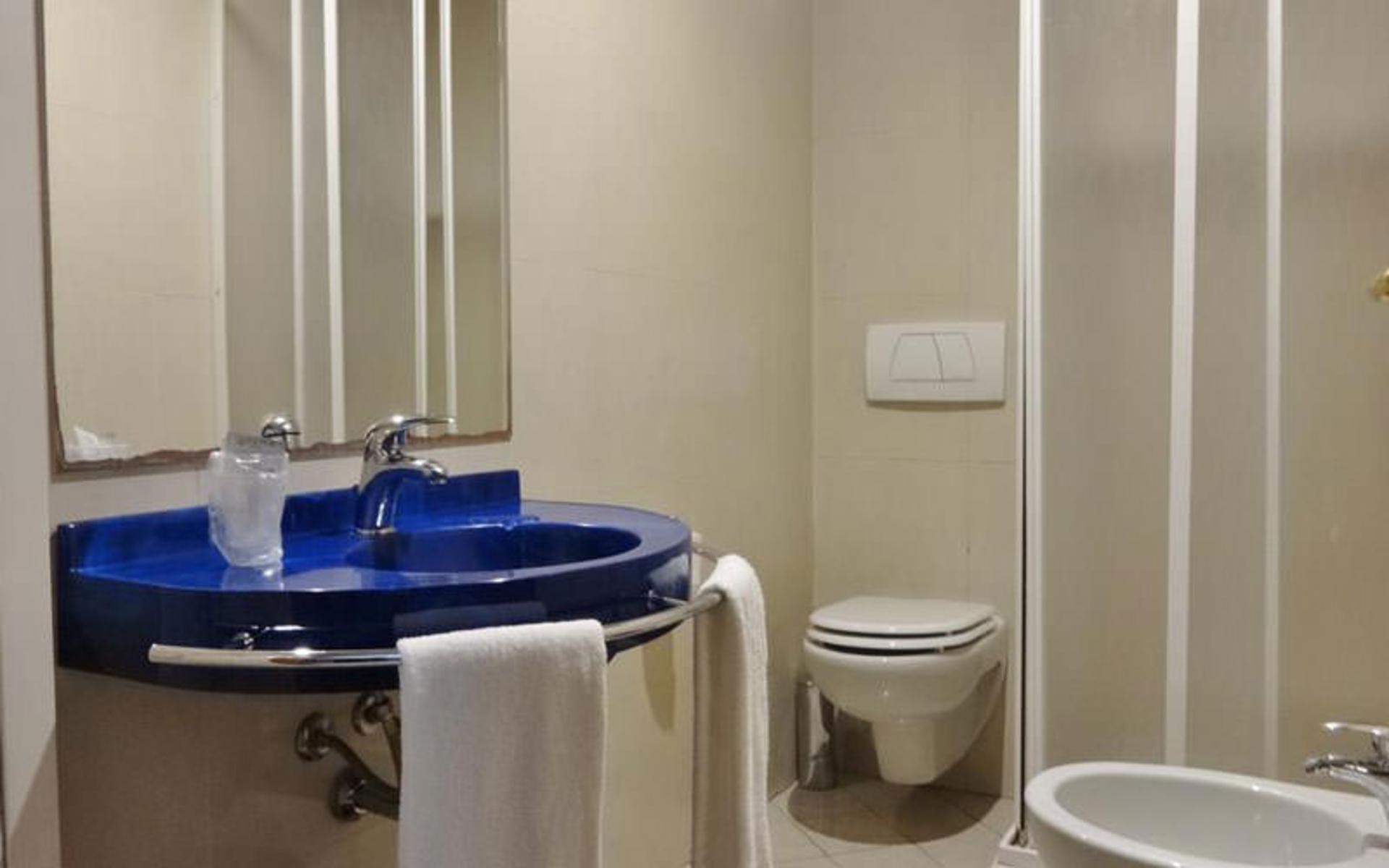 هتل استرید (Hotel Astrid)