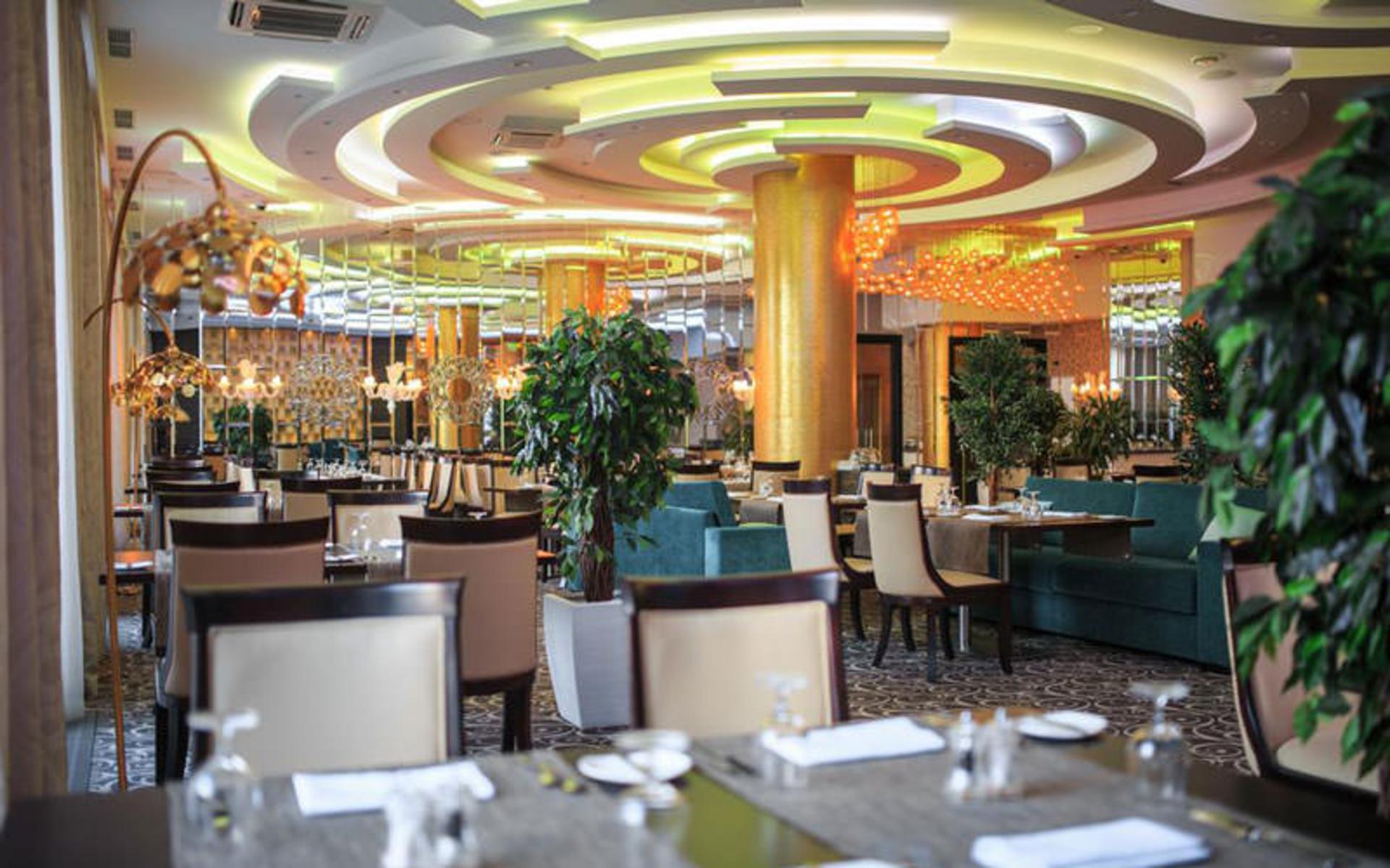 هتل رامادا کازان سیتی سنتر (Ramada Kazan City Centre)