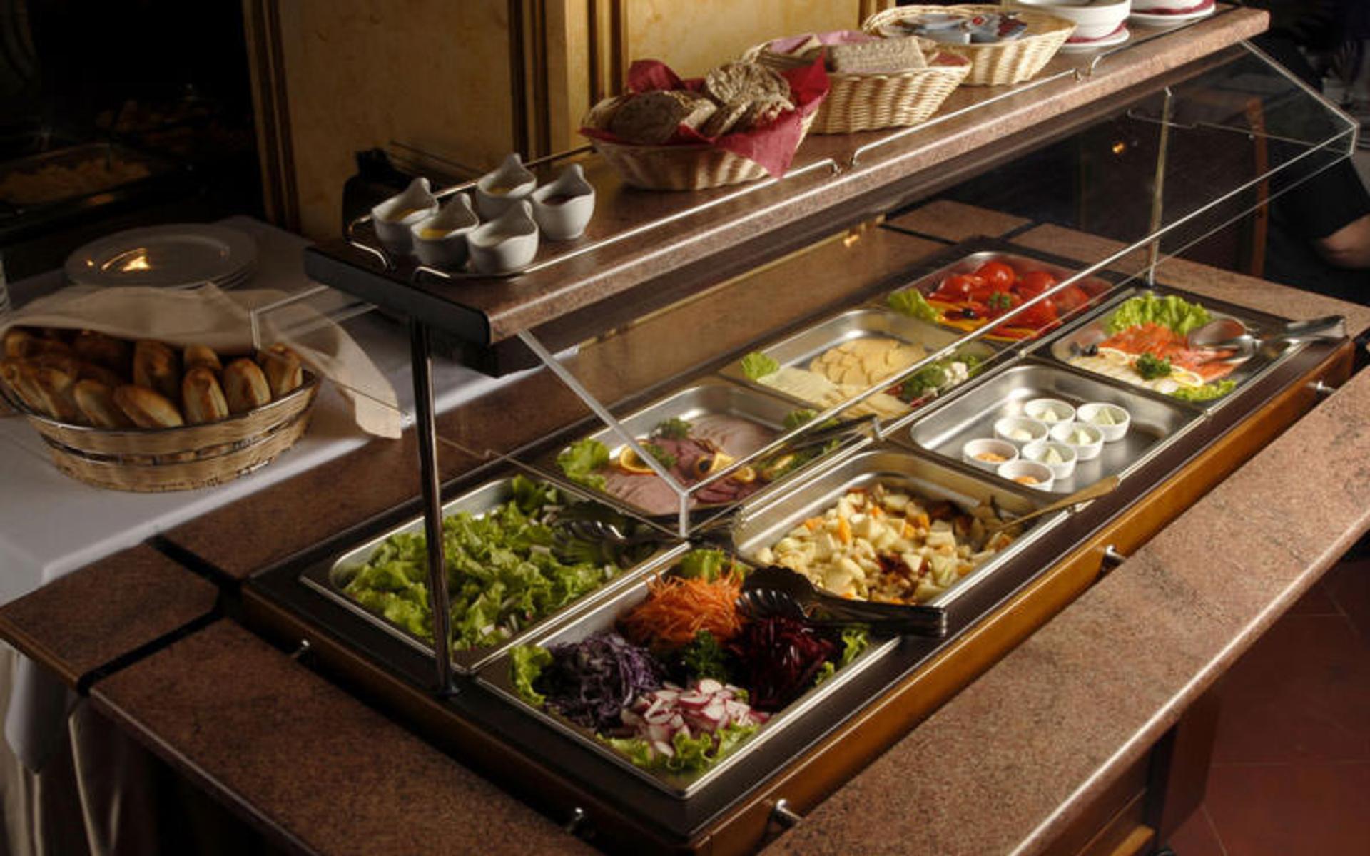 هتل شالیاپین پالاس (Shalyapin Palace Hotel)