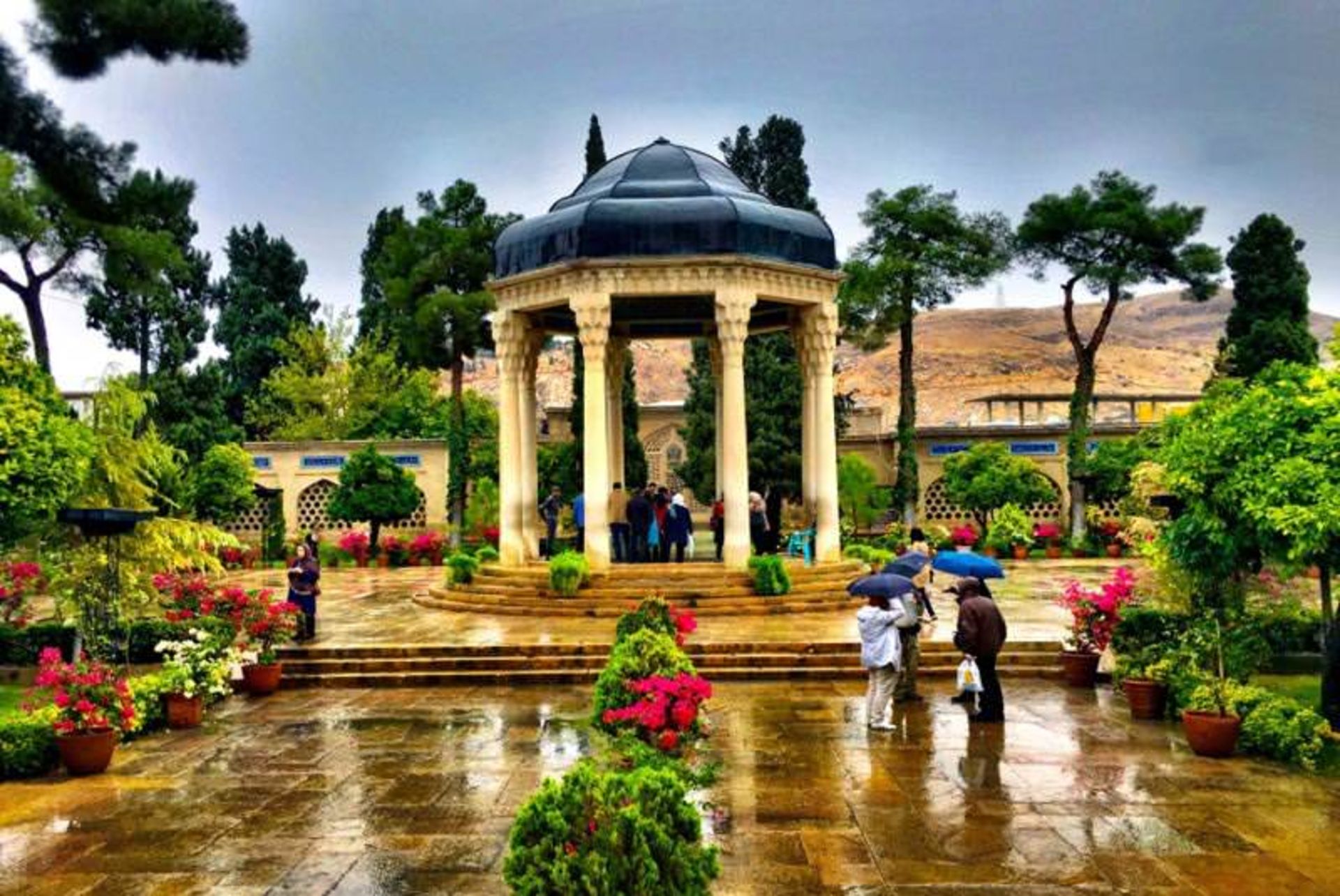 آرامگاه حافظ
