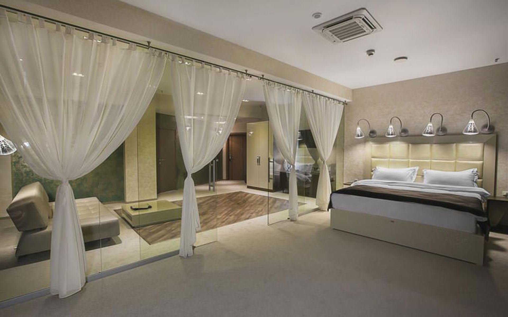 هتل سیتی هتل (City Hotel)