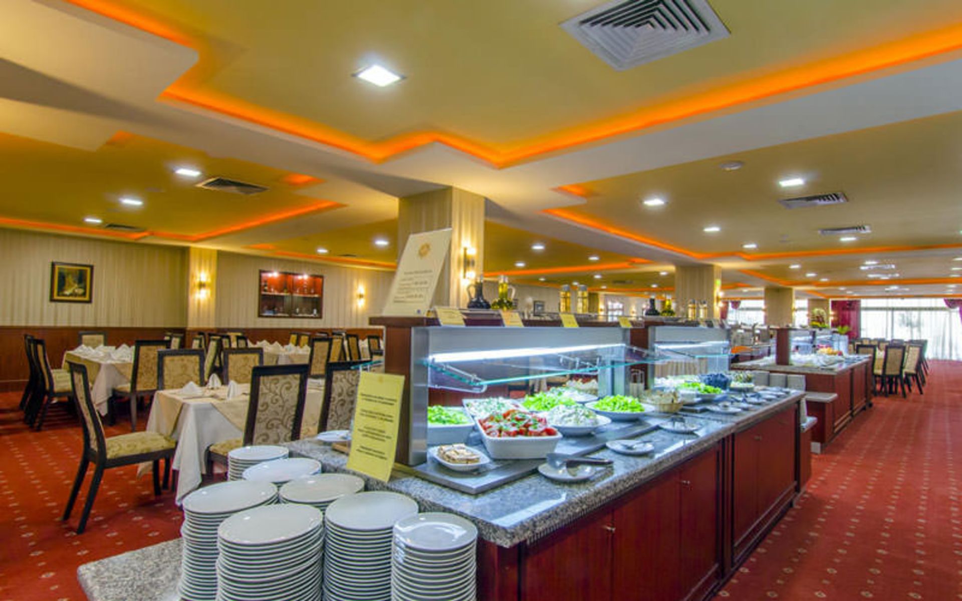 هتل ادمیرال (Hotel Admiral)