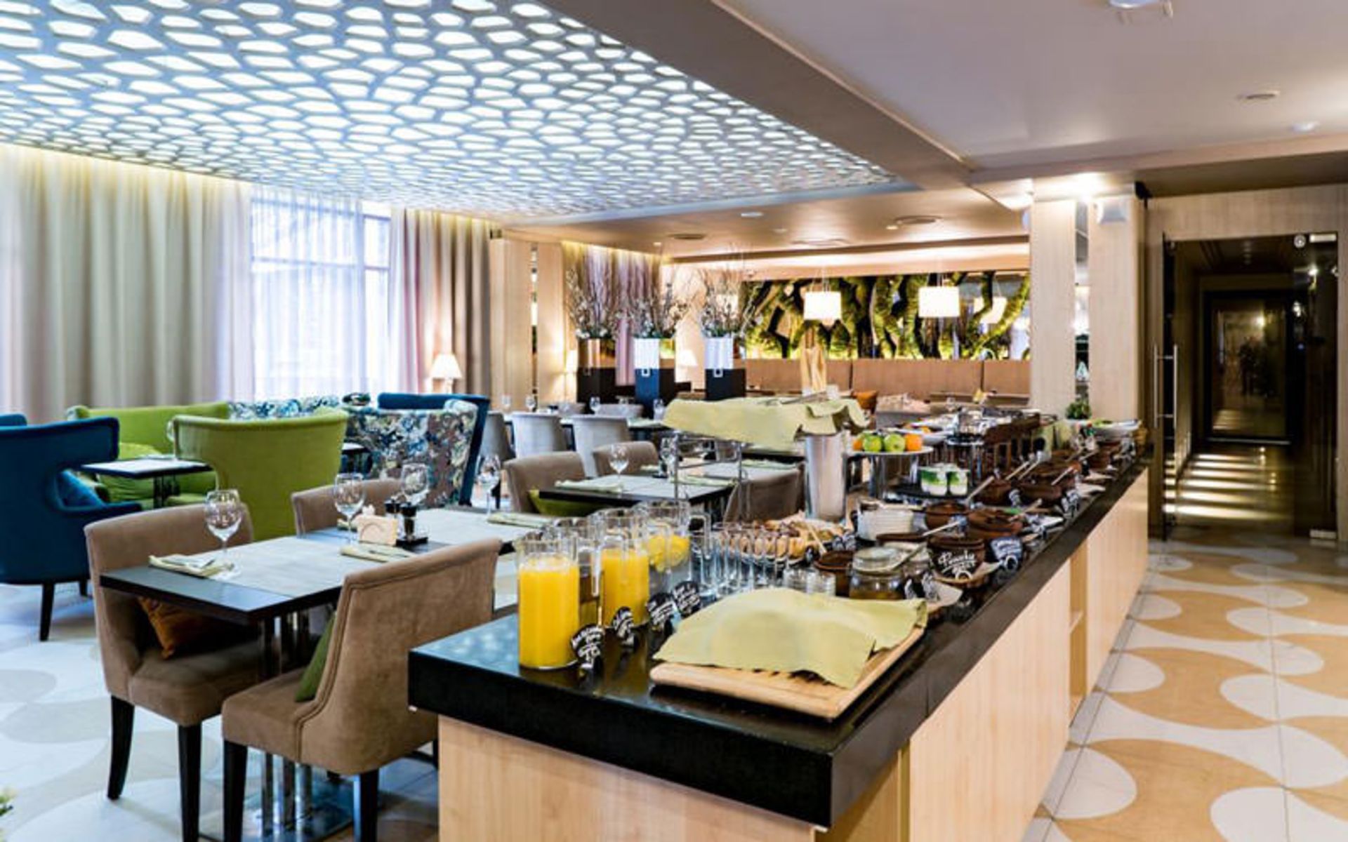 هتل کالیبین پارک (Kulibin Park Hotel)